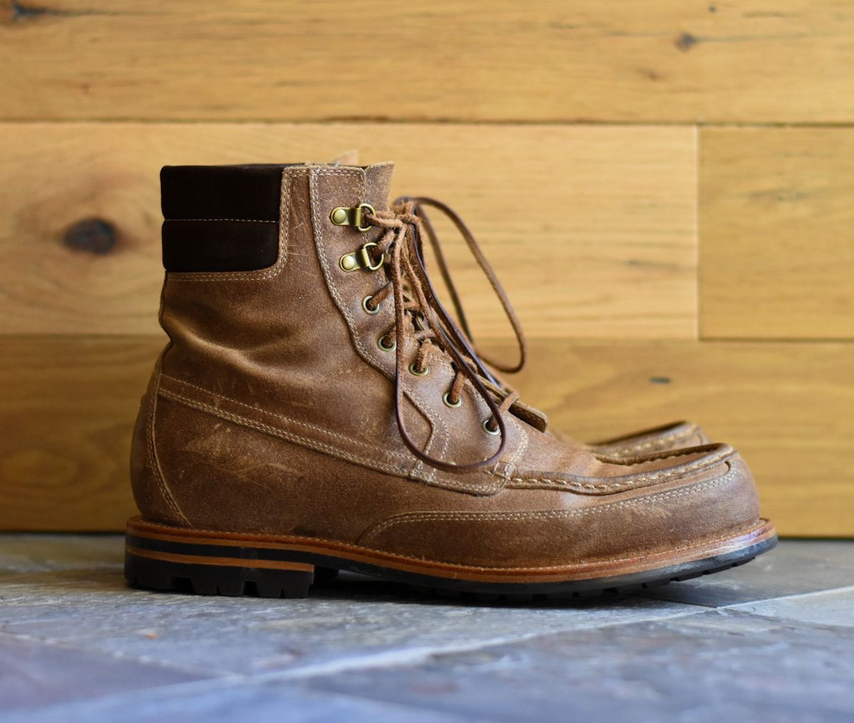 Photo by titletowngoods on February 3, 2023 of the Grant Stone Field Boot in C.F. Stead Natural Waxy Commander Suede.