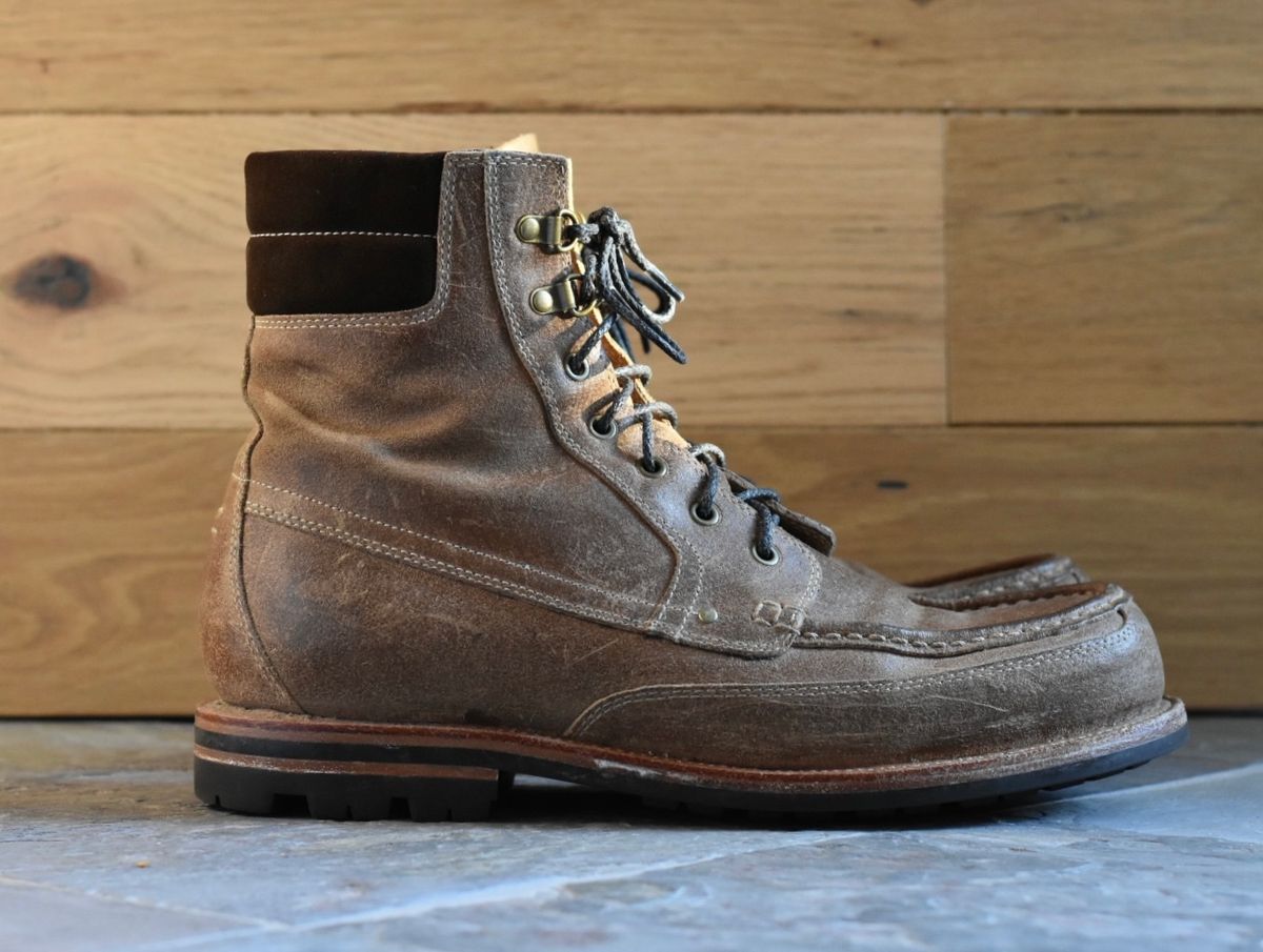 Photo by titletowngoods on March 3, 2023 of the Grant Stone Field Boot in C.F. Stead Natural Waxy Commander Suede.