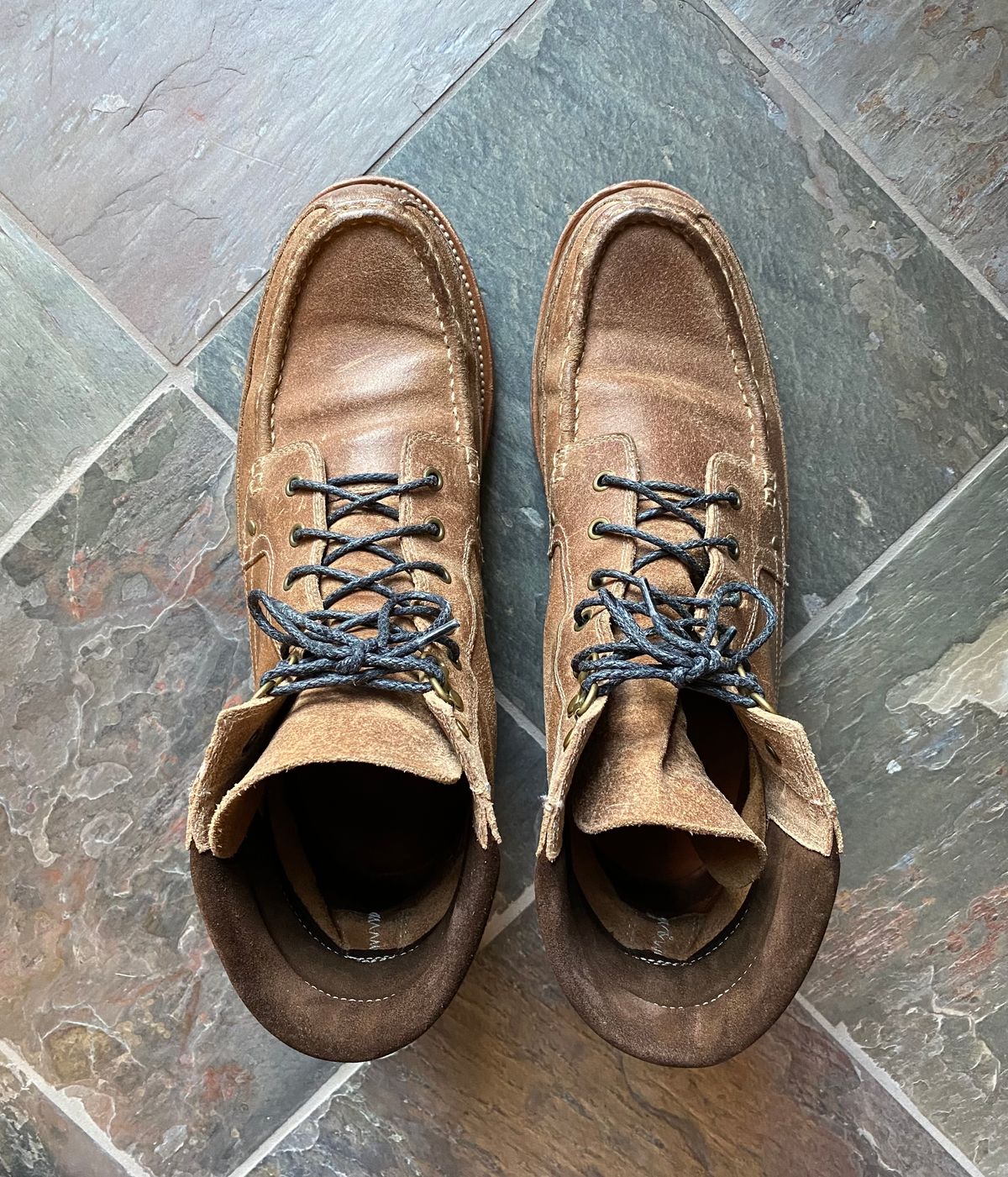 Photo by titletowngoods on March 3, 2023 of the Grant Stone Field Boot in C.F. Stead Natural Waxy Commander Suede.