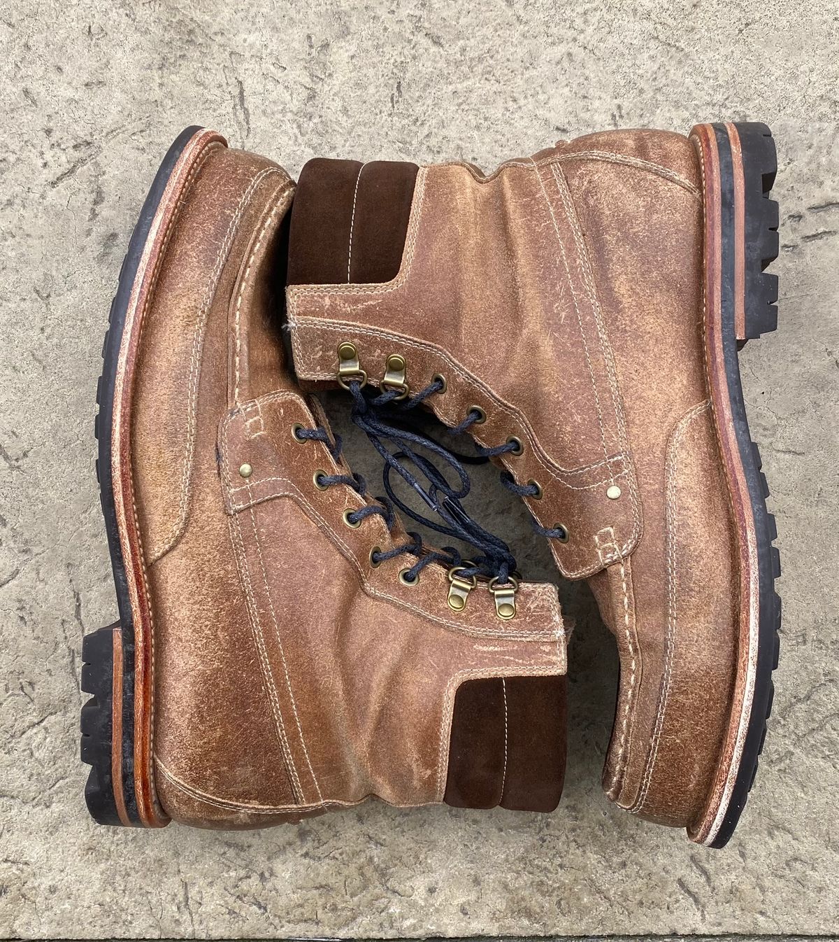 Photo by titletowngoods on April 3, 2023 of the Grant Stone Field Boot in C.F. Stead Natural Waxy Commander Suede.