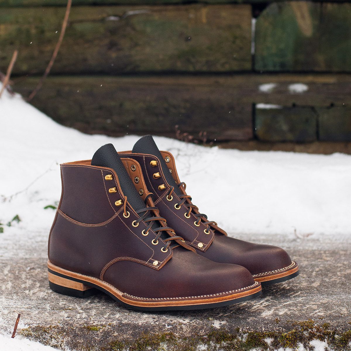 Photo by ferf on November 27, 2023 of the Østmo Type I in Horween Brown Waxed Flesh.