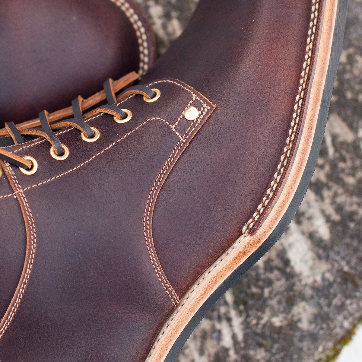 Photo by ferf on November 25, 2023 of the Østmo Type I in Horween Brown Waxed Flesh.