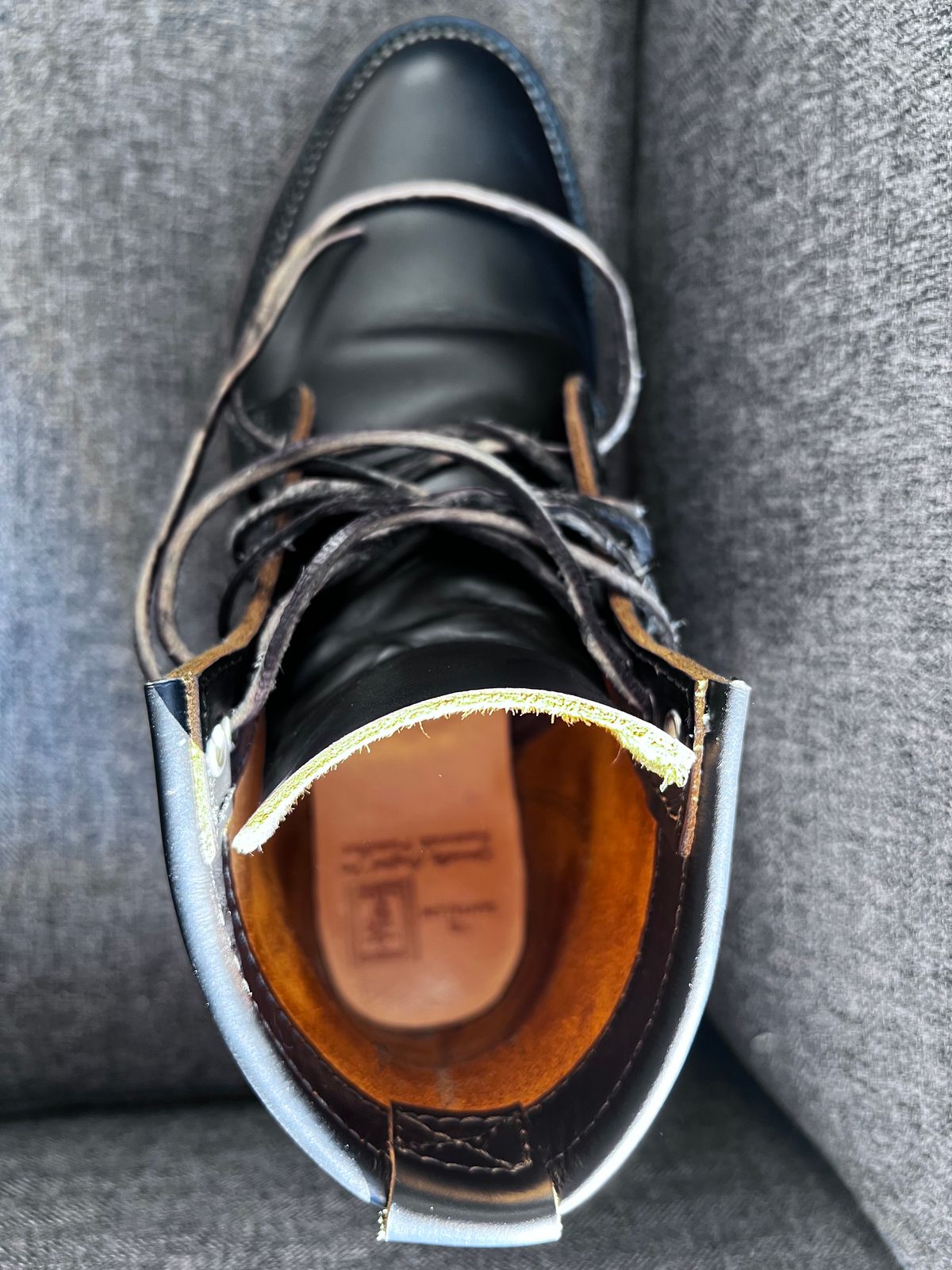 Photo by Rameshpondhe on November 8, 2023 of the Santalum x PTC The Klondike Service Boot in S.B. Foot Black Klondike.