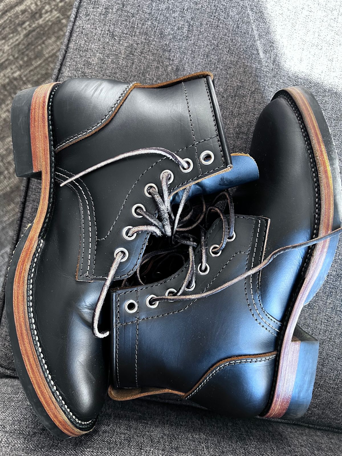 Photo by Rameshpondhe on November 8, 2023 of the Santalum x PTC The Klondike Service Boot in S.B. Foot Black Klondike.