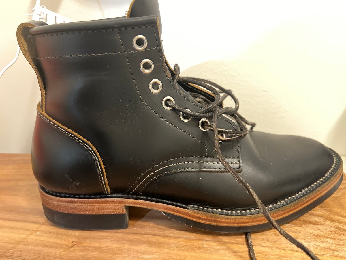Photo by Rameshpondhe on April 3, 2024 of the Santalum x PTC The Klondike Service Boot in S.B. Foot Black Klondike.