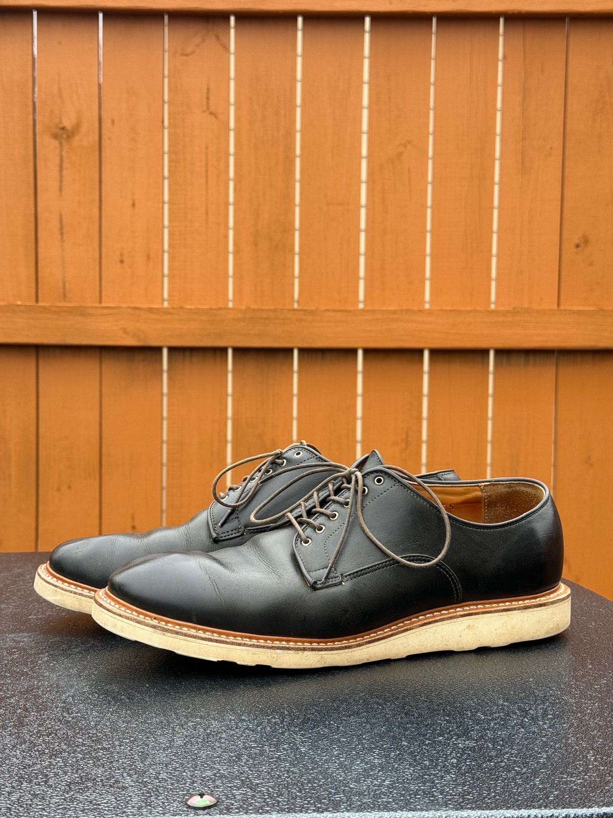 Photo by yeolderoberto on December 2, 2023 of the Viberg Derby Shoe in C.F. Stead Military Green Waxed Kudu.