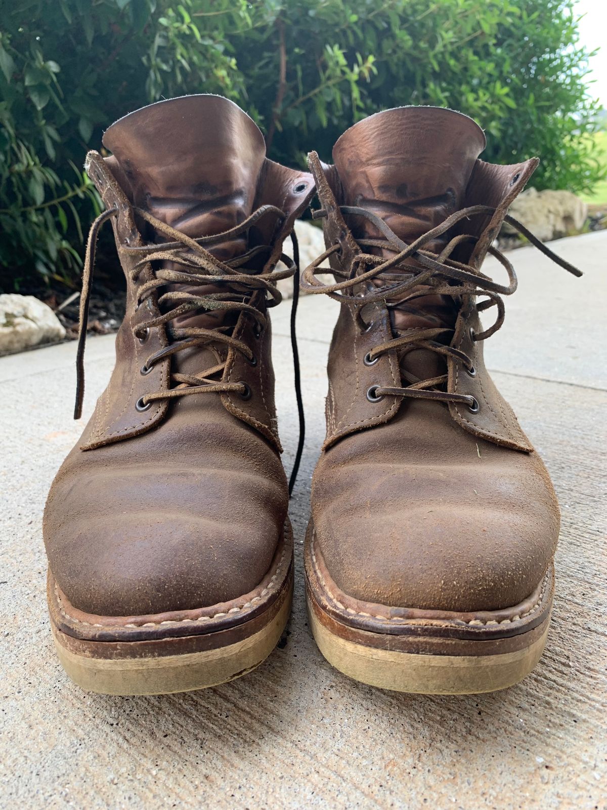 Photo by yeolderoberto on September 16, 2023 of the White's 350 Cruiser in Horween Natural Waxed Flesh.