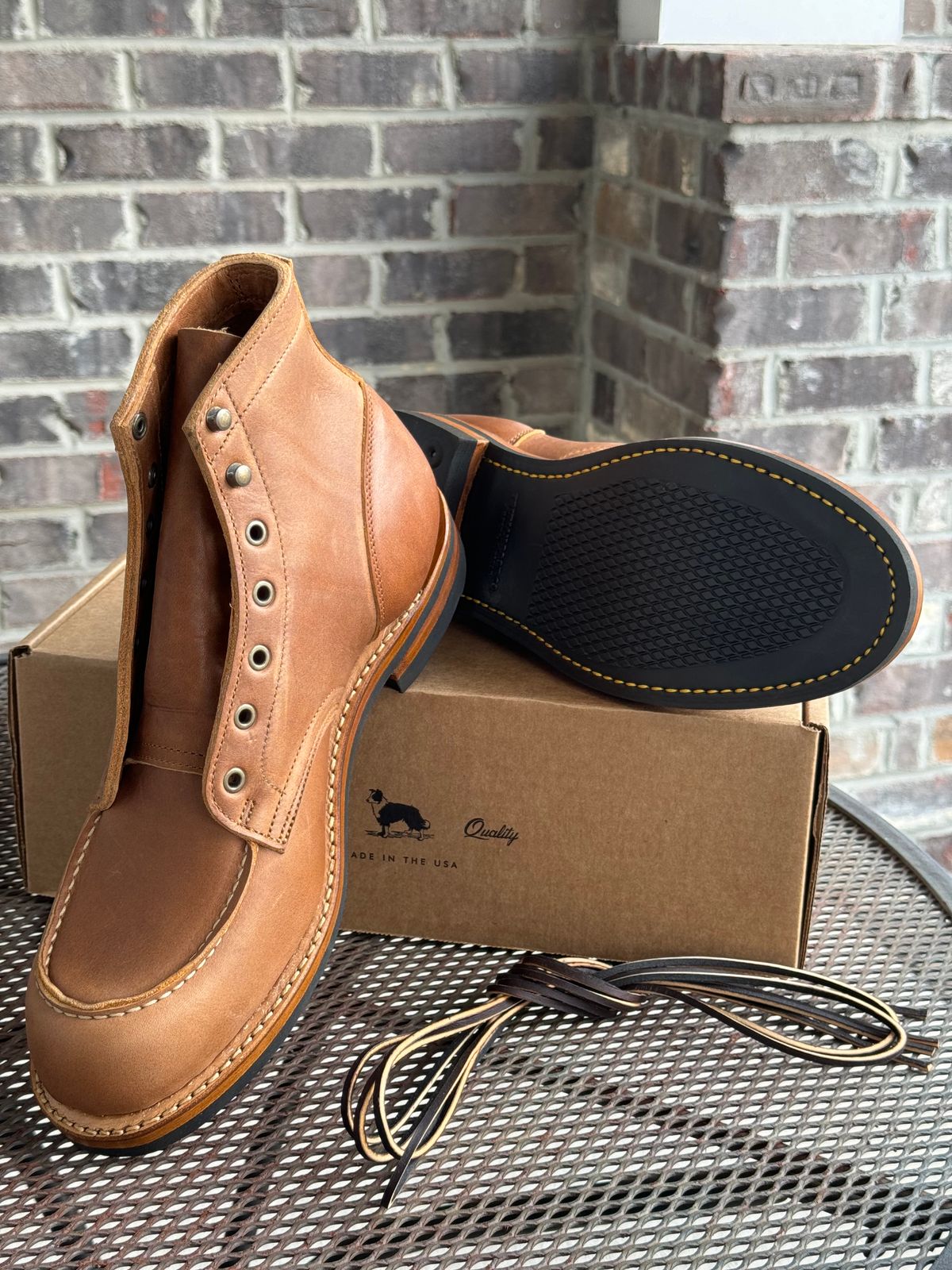 Photo by yeolderoberto on September 25, 2024 of the Truman Moc Toe in British Tan Grizzly.