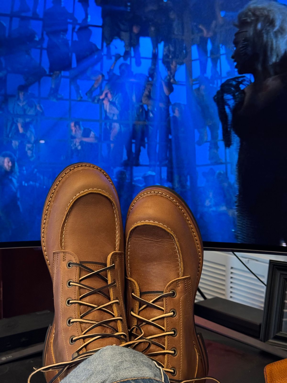 Photo by yeolderoberto on October 1, 2024 of the Truman Moc Toe in British Tan Grizzly.