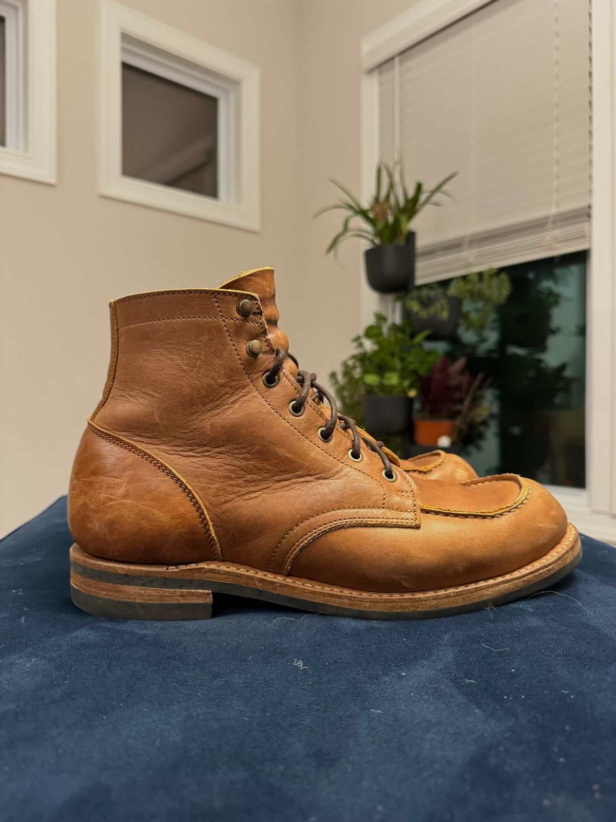 Photo by yeolderoberto on November 5, 2024 of the Truman Moc Toe in British Tan Grizzly.