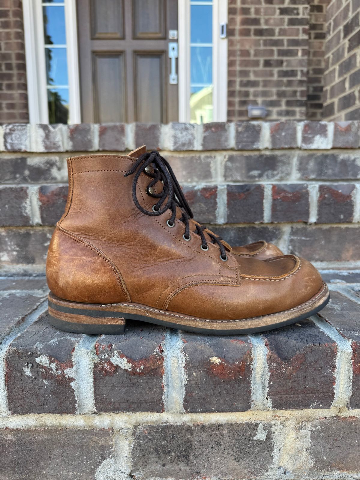 Photo by yeolderoberto on December 4, 2024 of the Truman Moc Toe in British Tan Grizzly.