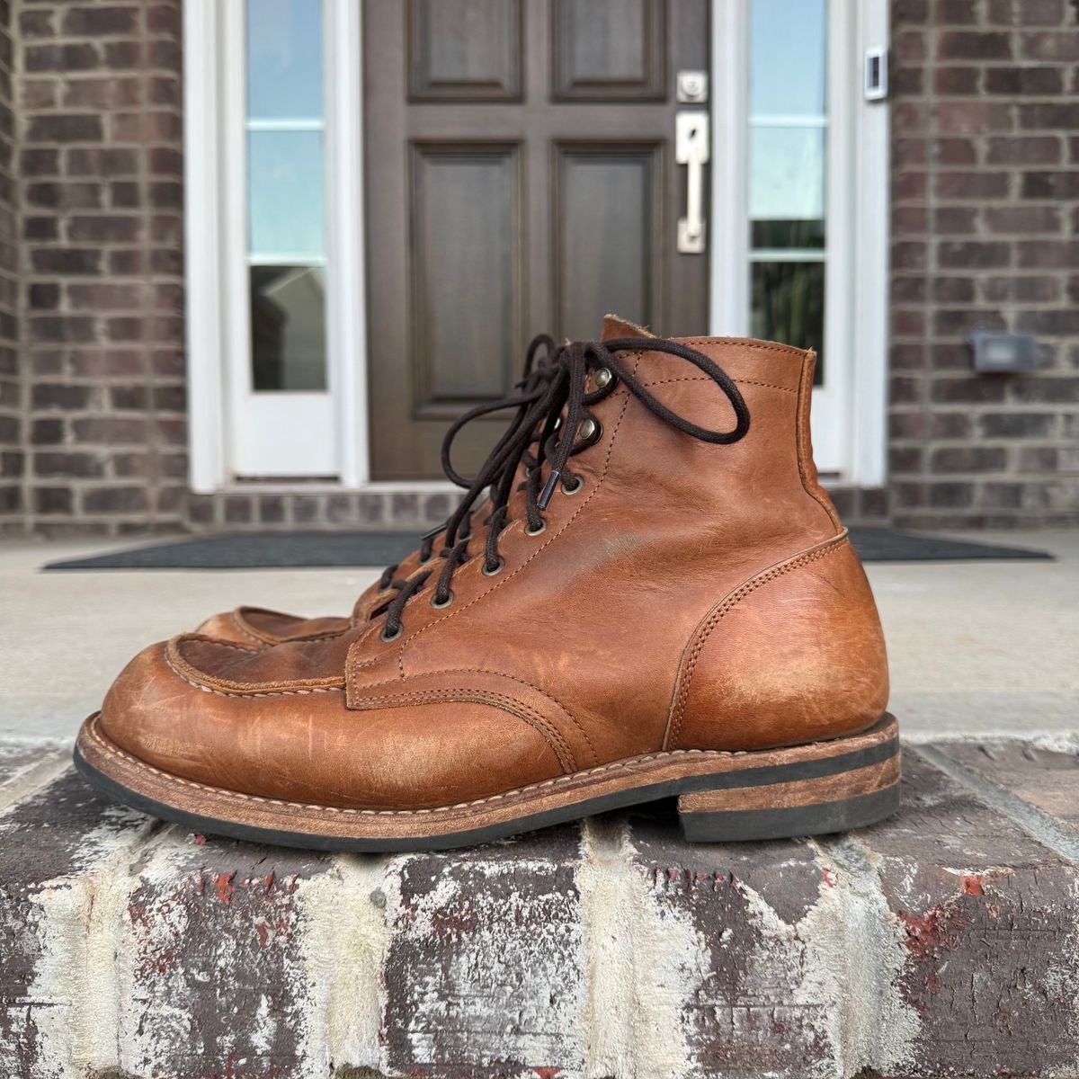 Photo by yeolderoberto on January 4, 2025 of the Truman Moc Toe in British Tan Grizzly.