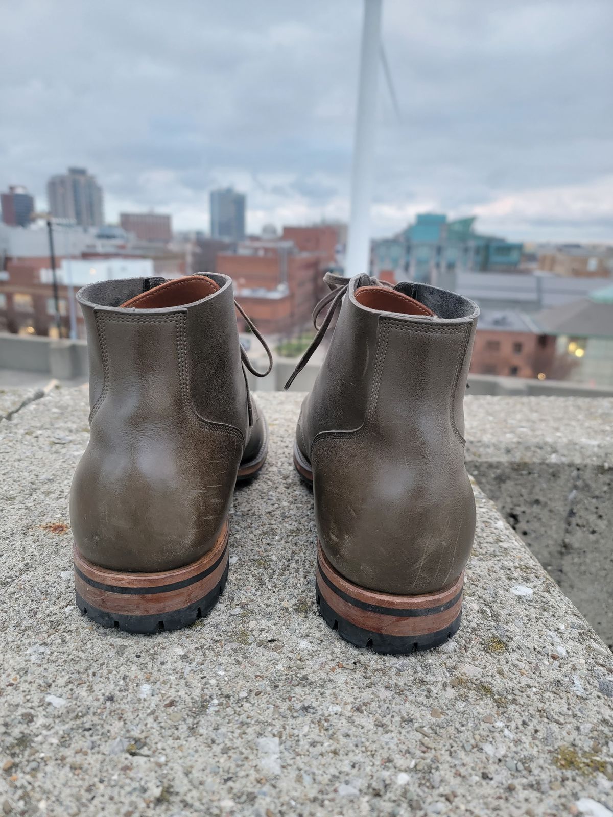 Photo by tempesttost on December 5, 2023 of the Viberg Boondocker in Maryam Olive TPR Horsebutt.