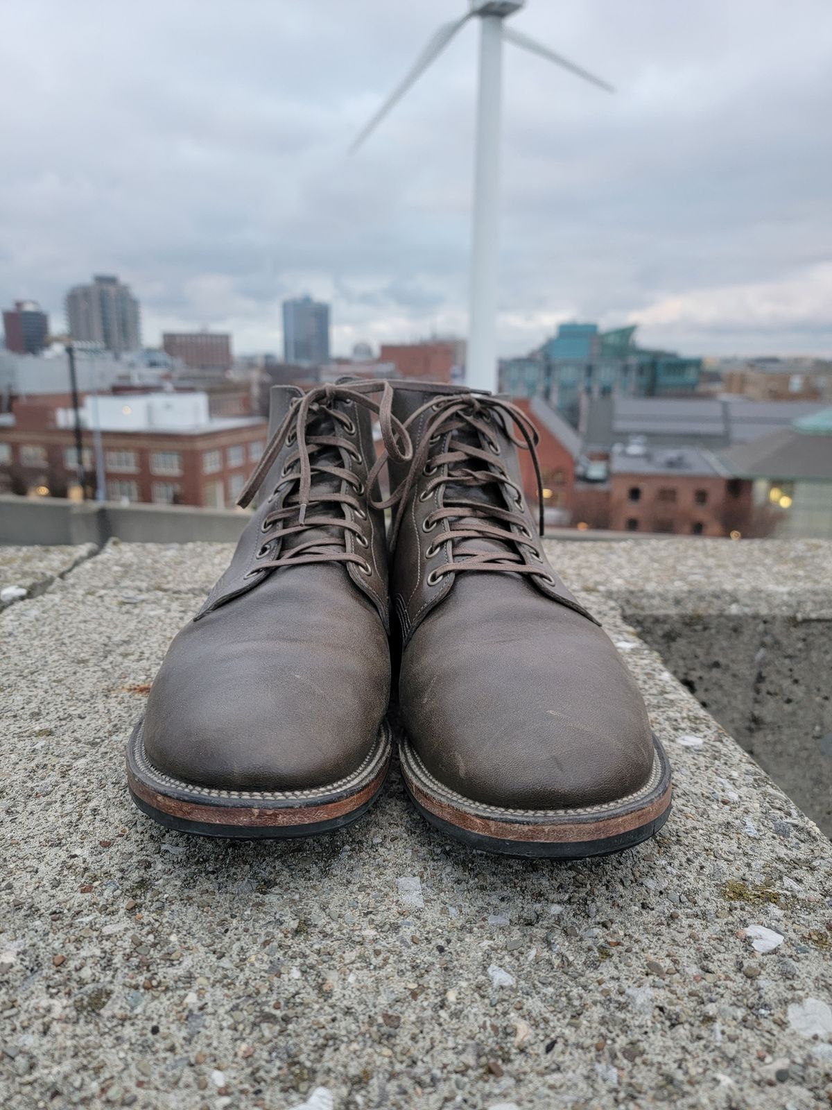 Photo by tempesttost on December 5, 2023 of the Viberg Boondocker in Maryam Olive TPR Horsebutt.