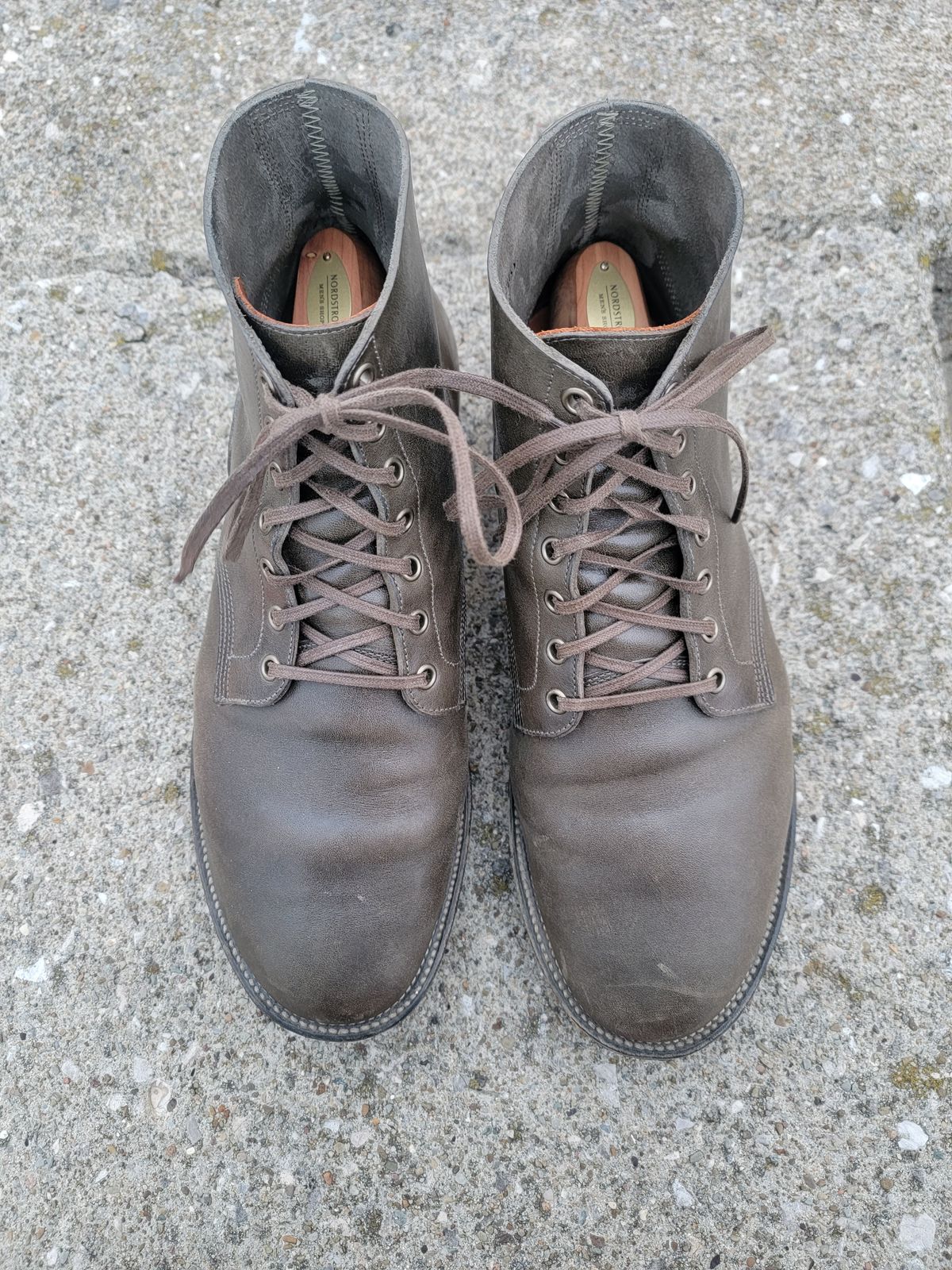 Photo by tempesttost on December 5, 2023 of the Viberg Boondocker in Maryam Olive TPR Horsebutt.