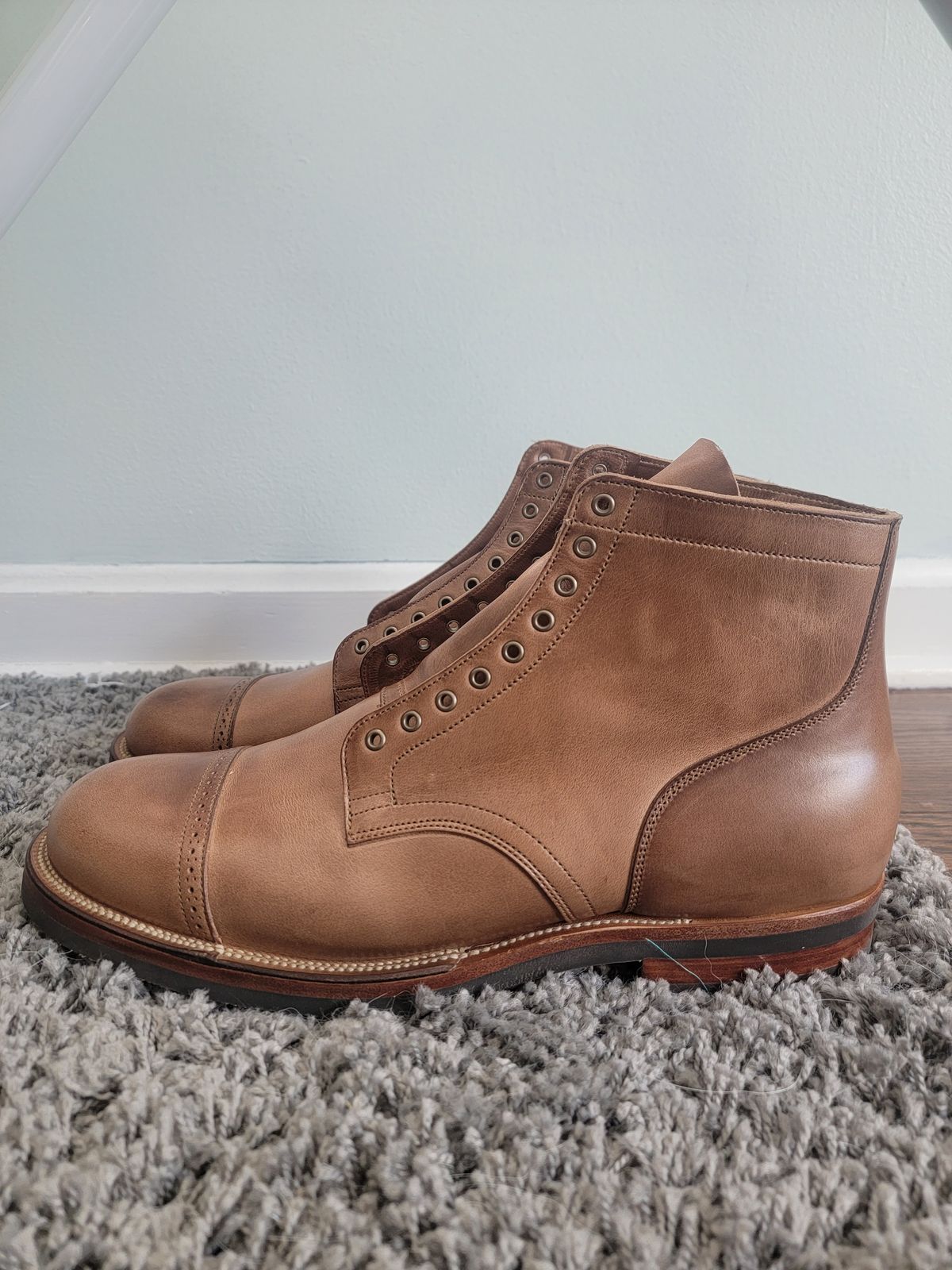 Photo by tempesttost on October 7, 2023 of the Viberg Service Boot BCT in Horween Natural Chromexcel.