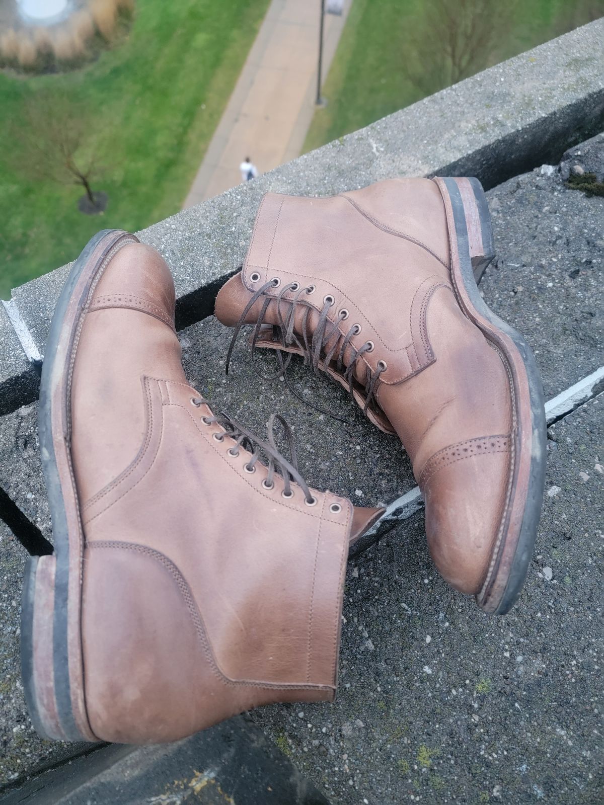 Photo by tempesttost on December 5, 2023 of the Viberg Service Boot BCT in Horween Natural Chromexcel.