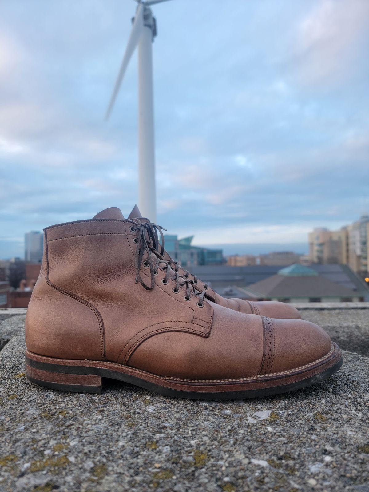 Photo by tempesttost on January 5, 2024 of the Viberg Service Boot BCT in Horween Natural Chromexcel.