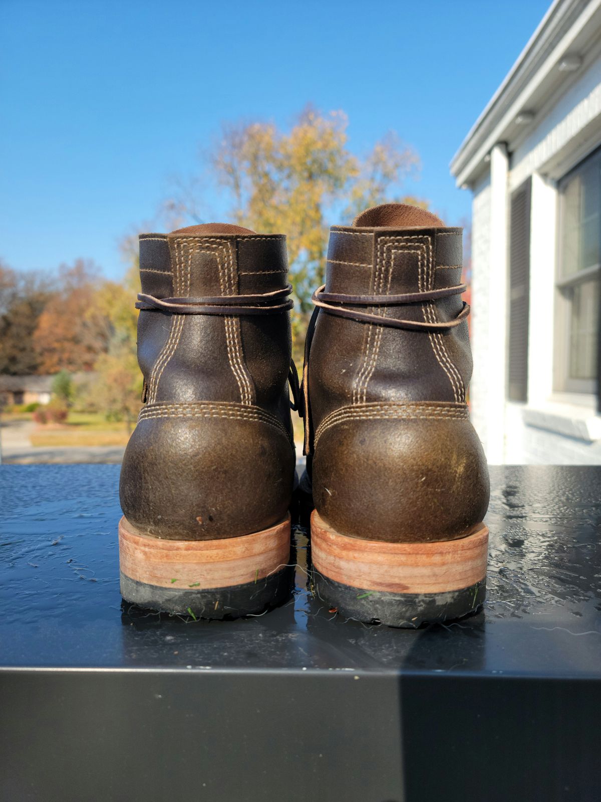 Photo by tempesttost on November 2, 2022 of the White's MP-Sherman Toe Cap in Horween Olive Waxed Flesh.