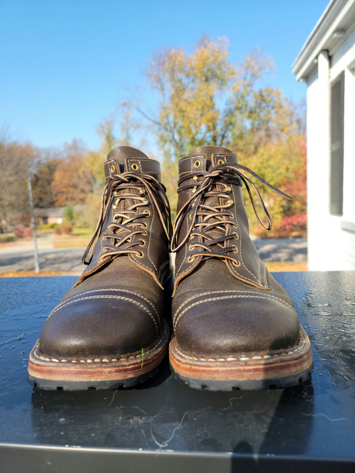 Photo by tempesttost on November 2, 2022 of the White's MP-Sherman Toe Cap in Horween Olive Waxed Flesh.