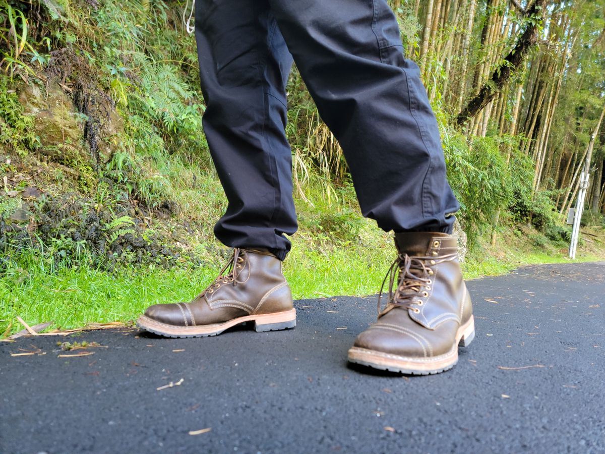 Photo by tempesttost on February 6, 2023 of the White's MP-Sherman Toe Cap in Horween Olive Waxed Flesh.