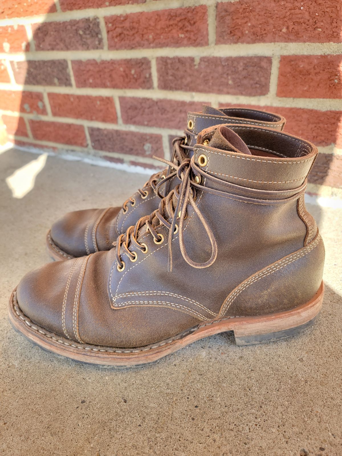 Photo by tempesttost on March 5, 2023 of the White's MP-Sherman Toe Cap in Horween Olive Waxed Flesh.