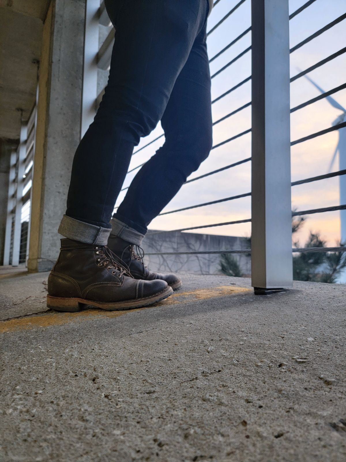 Photo by tempesttost on April 5, 2023 of the White's MP-Sherman Toe Cap in Horween Olive Waxed Flesh.