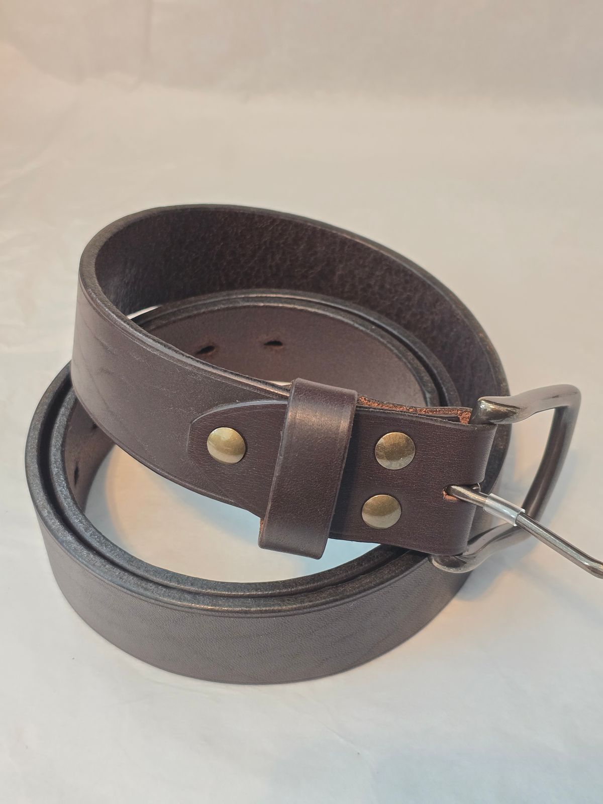 Photo by tempesttost on October 3, 2025 of the Ashland Leather Everyday Belt in Horween Black Aspen Double Horsefront.
