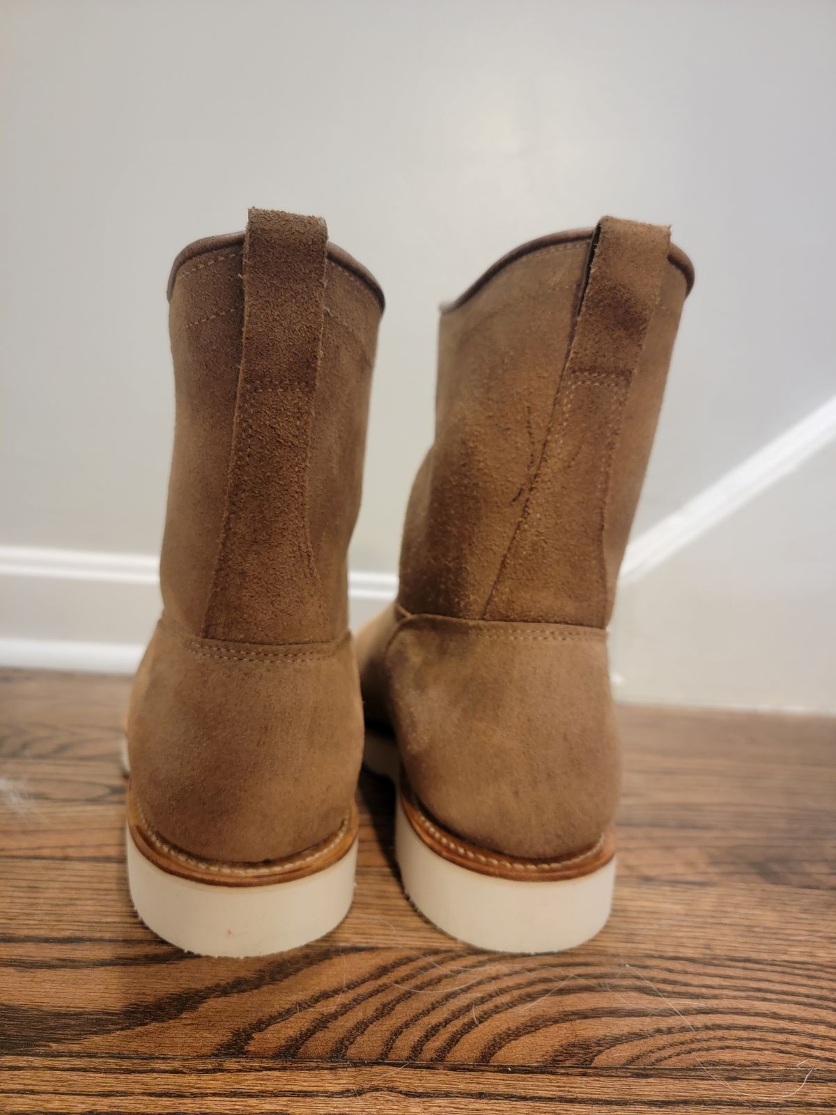 Photo by tempesttost on December 9, 2023 of the Viberg Roper Boot in Horween Natural Chromexcel Roughout.