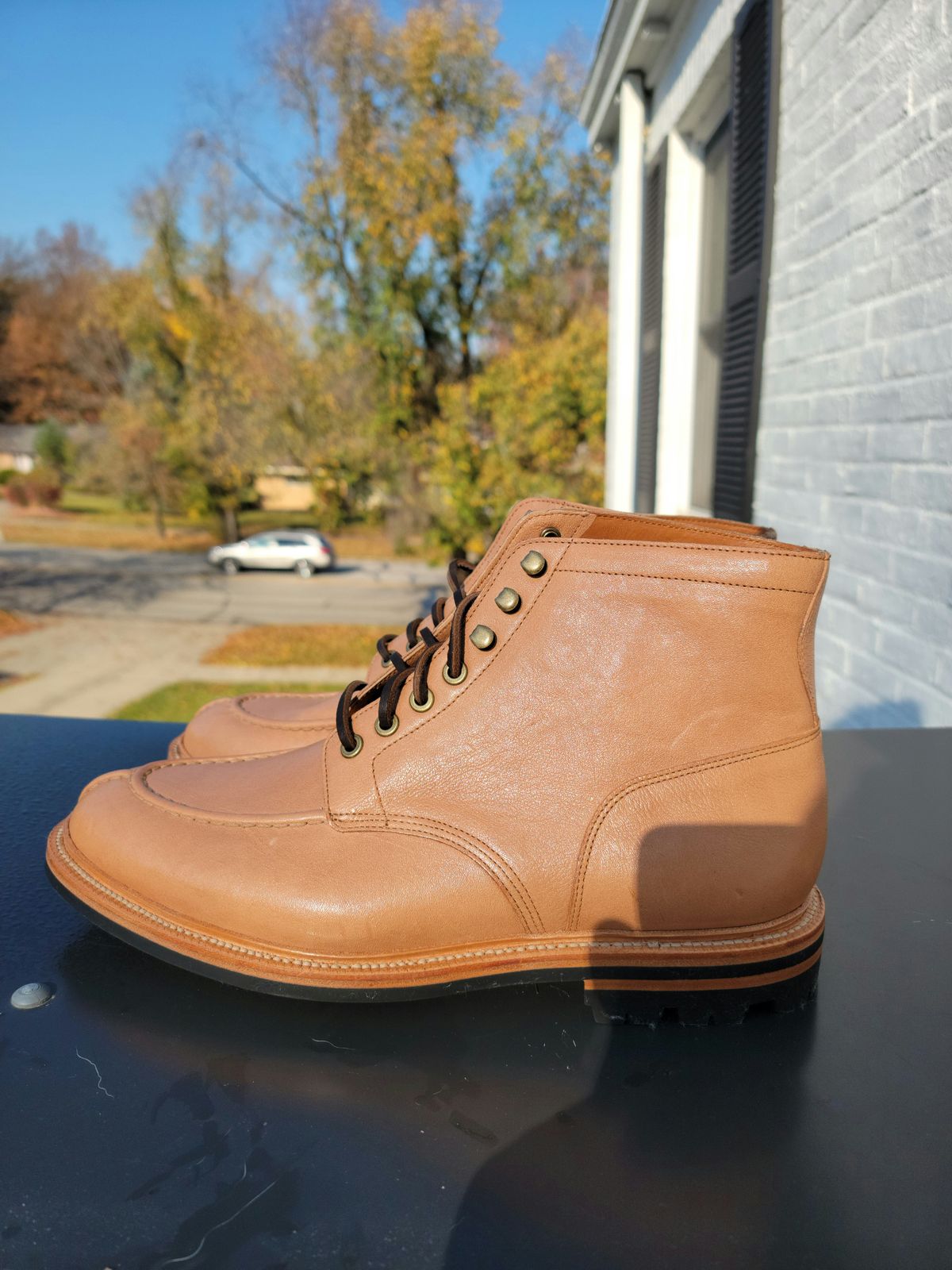 Photo by tempesttost on November 6, 2022 of the Grant Stone Ottawa Boot in Incas Natural Kangaroo.