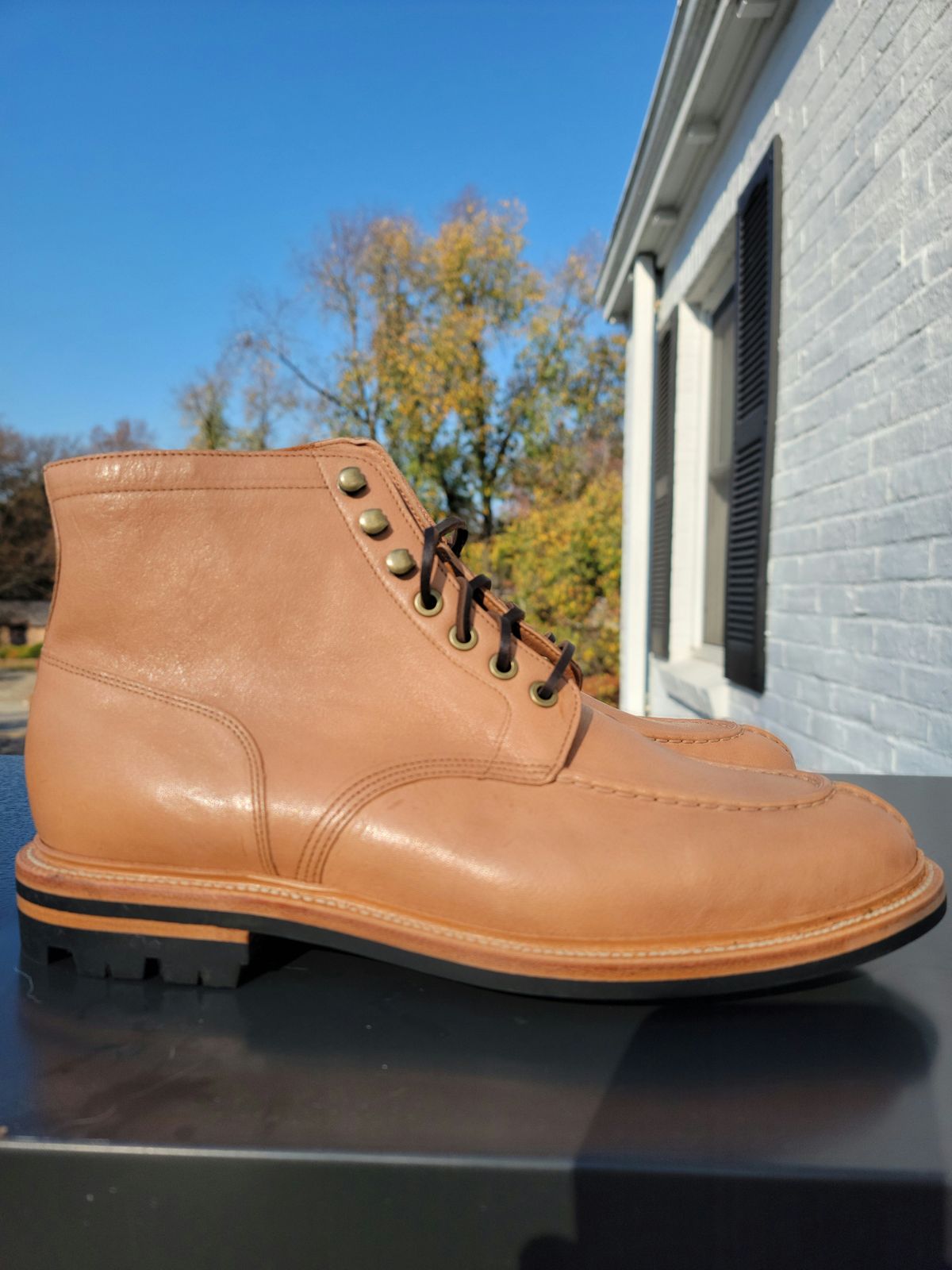 Photo by tempesttost on November 6, 2022 of the Grant Stone Ottawa Boot in Incas Natural Kangaroo.