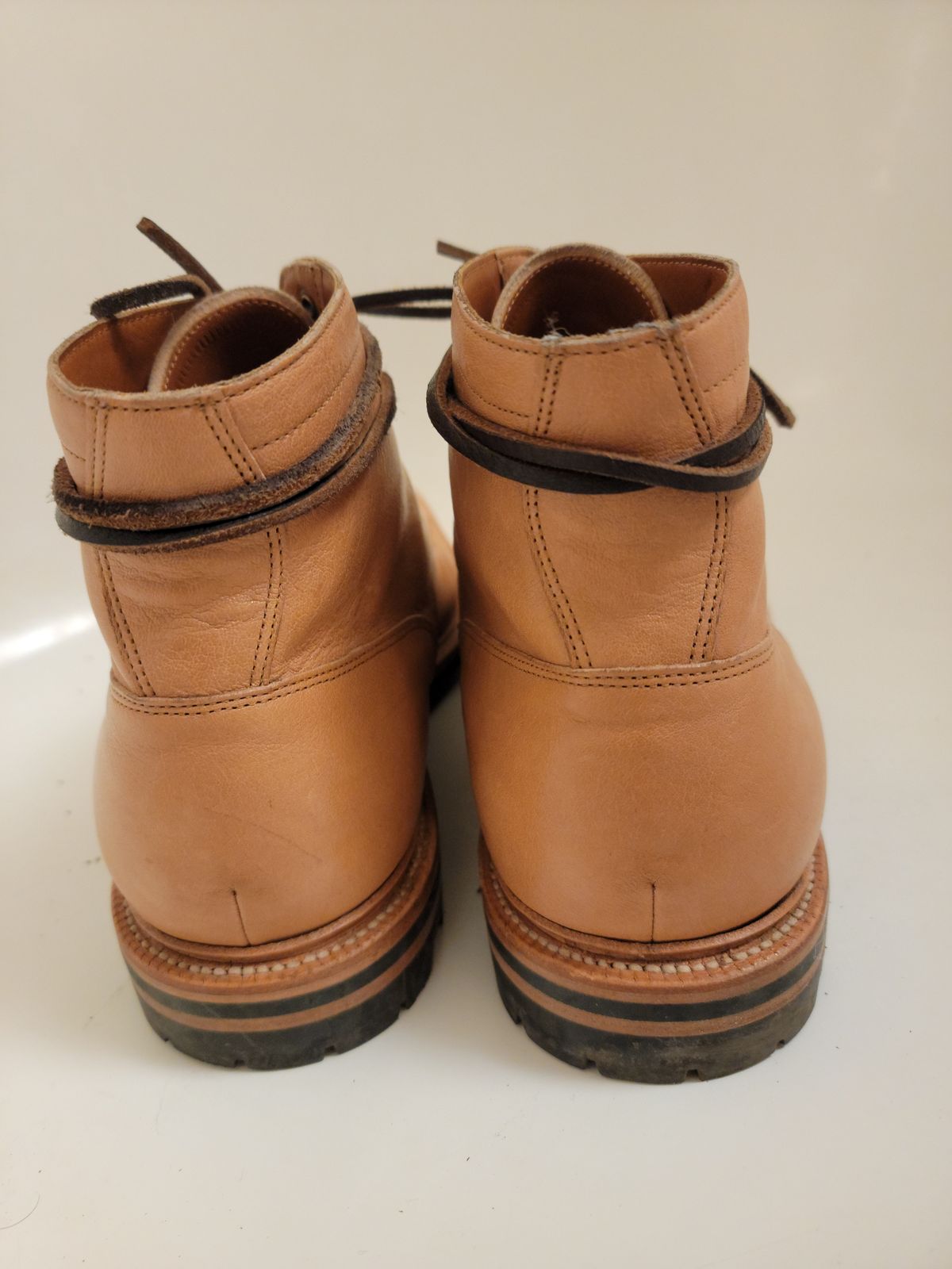 Photo by tempesttost on December 6, 2022 of the Grant Stone Ottawa Boot in Incas Natural Kangaroo.