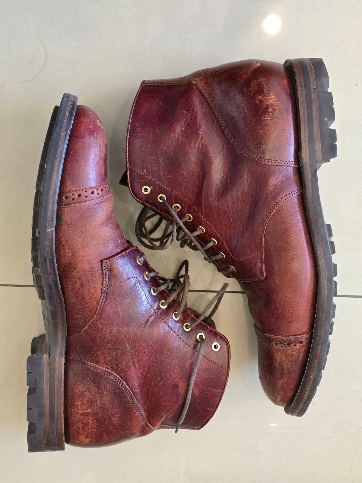 Photo by tempesttost on January 6, 2025 of the Grant Stone Garrison Boot in Gallun Red Denali Stag.