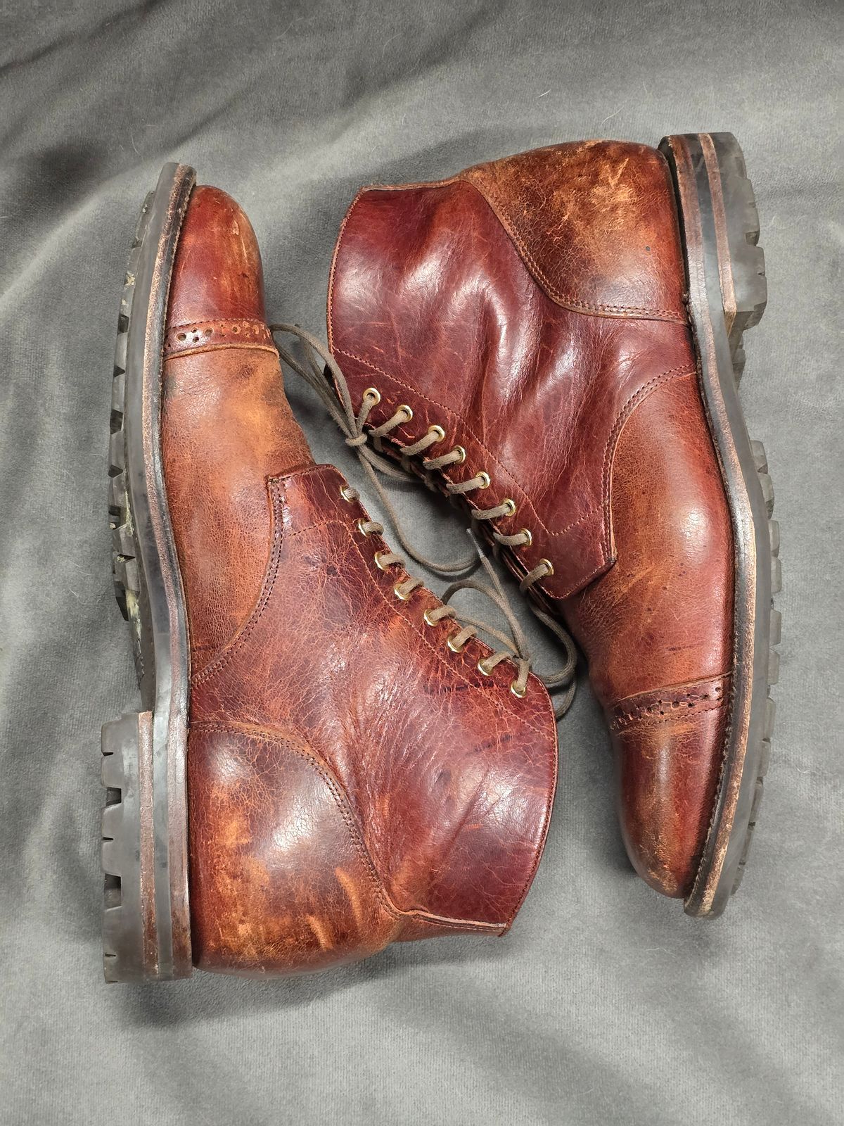 Photo by tempesttost on April 4, 2025 of the Grant Stone Garrison Boot in Gallun Red Denali Stag.