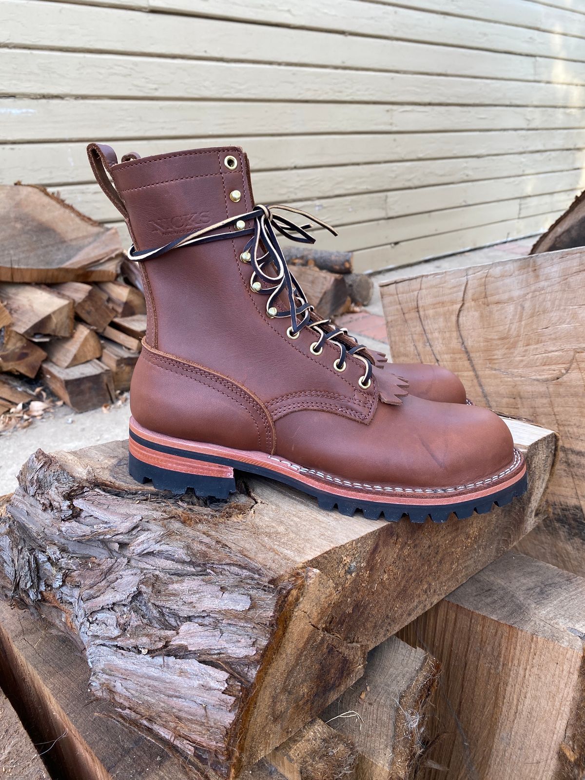 Photo by whiskey.bootlaces on October 2, 2023 of the Nicks BuilderPro in Seidel 1964 Brown.