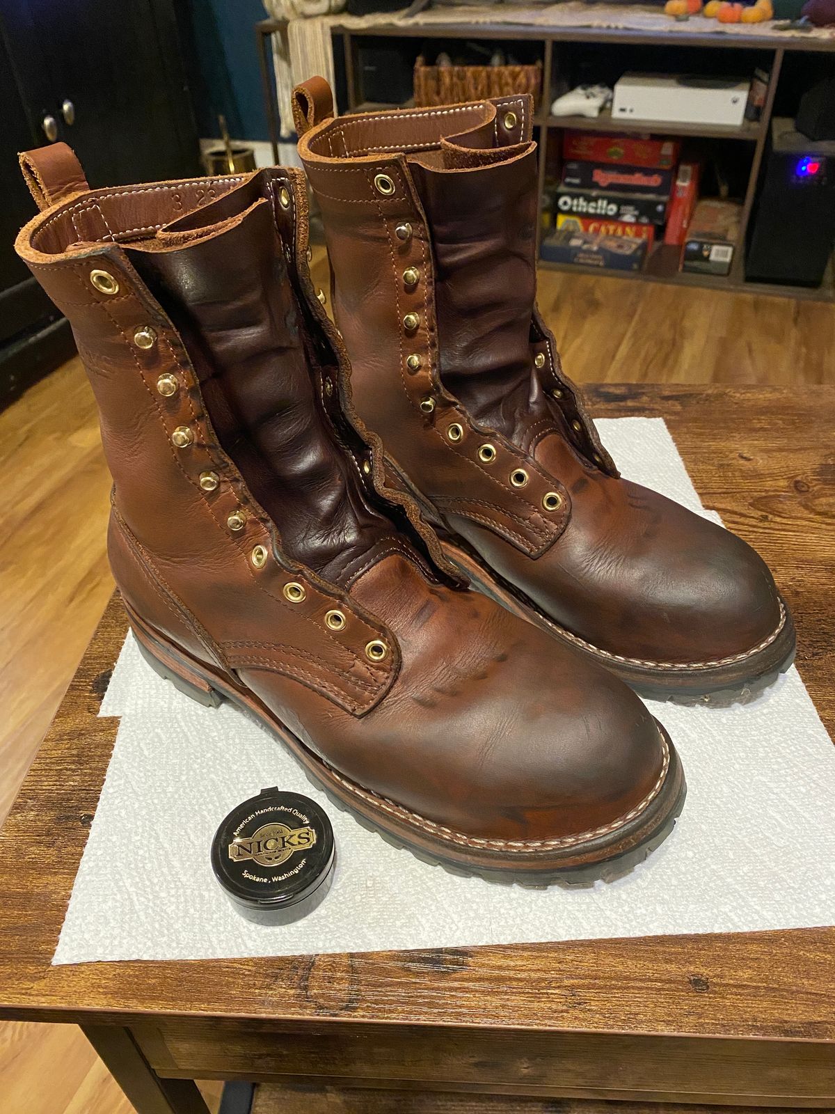 Photo by whiskey.bootlaces on November 9, 2023 of the Nicks BuilderPro in Seidel 1964 Brown.