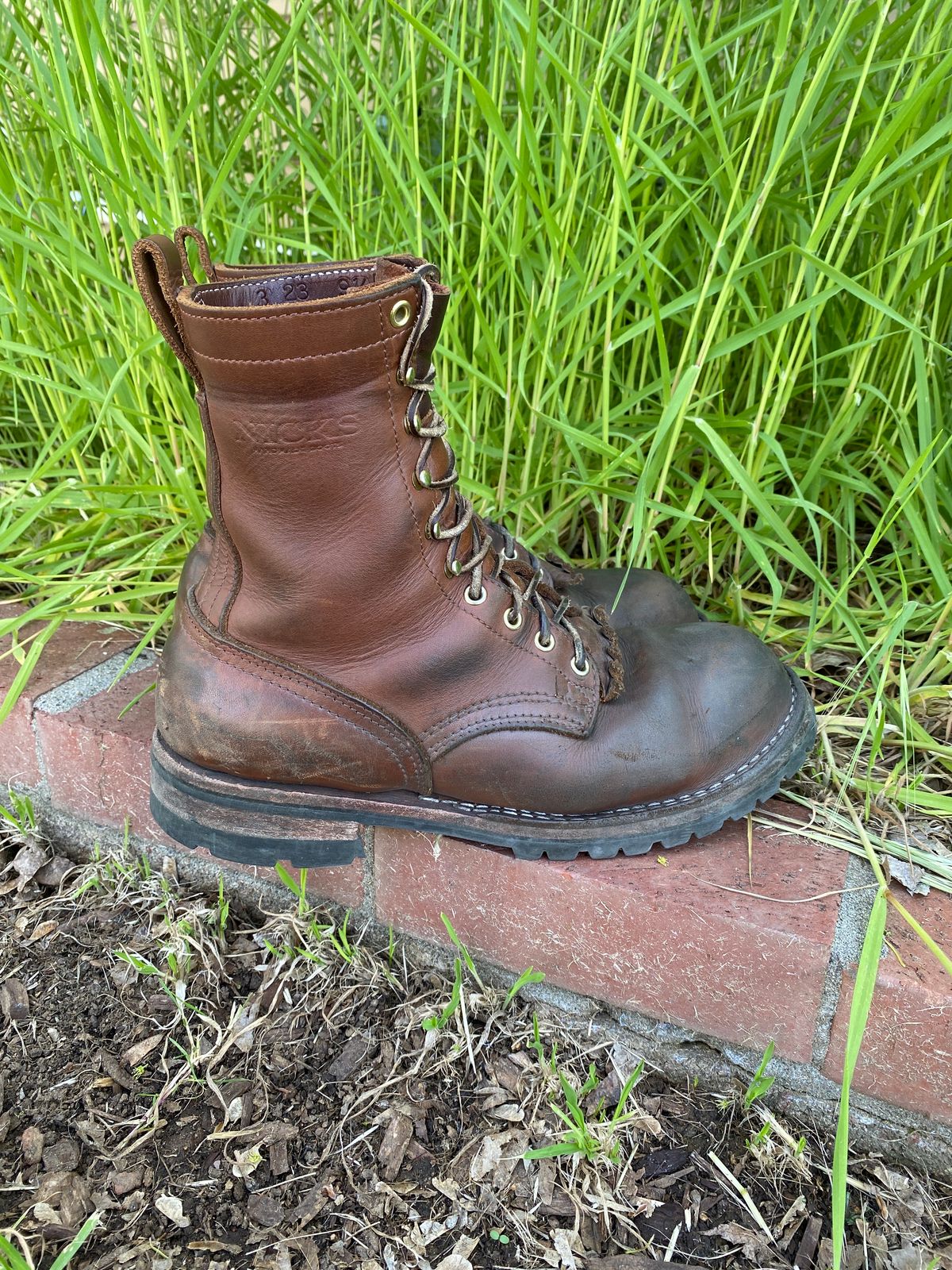 Photo by whiskey.bootlaces on April 3, 2024 of the Nicks BuilderPro in Seidel 1964 Brown.