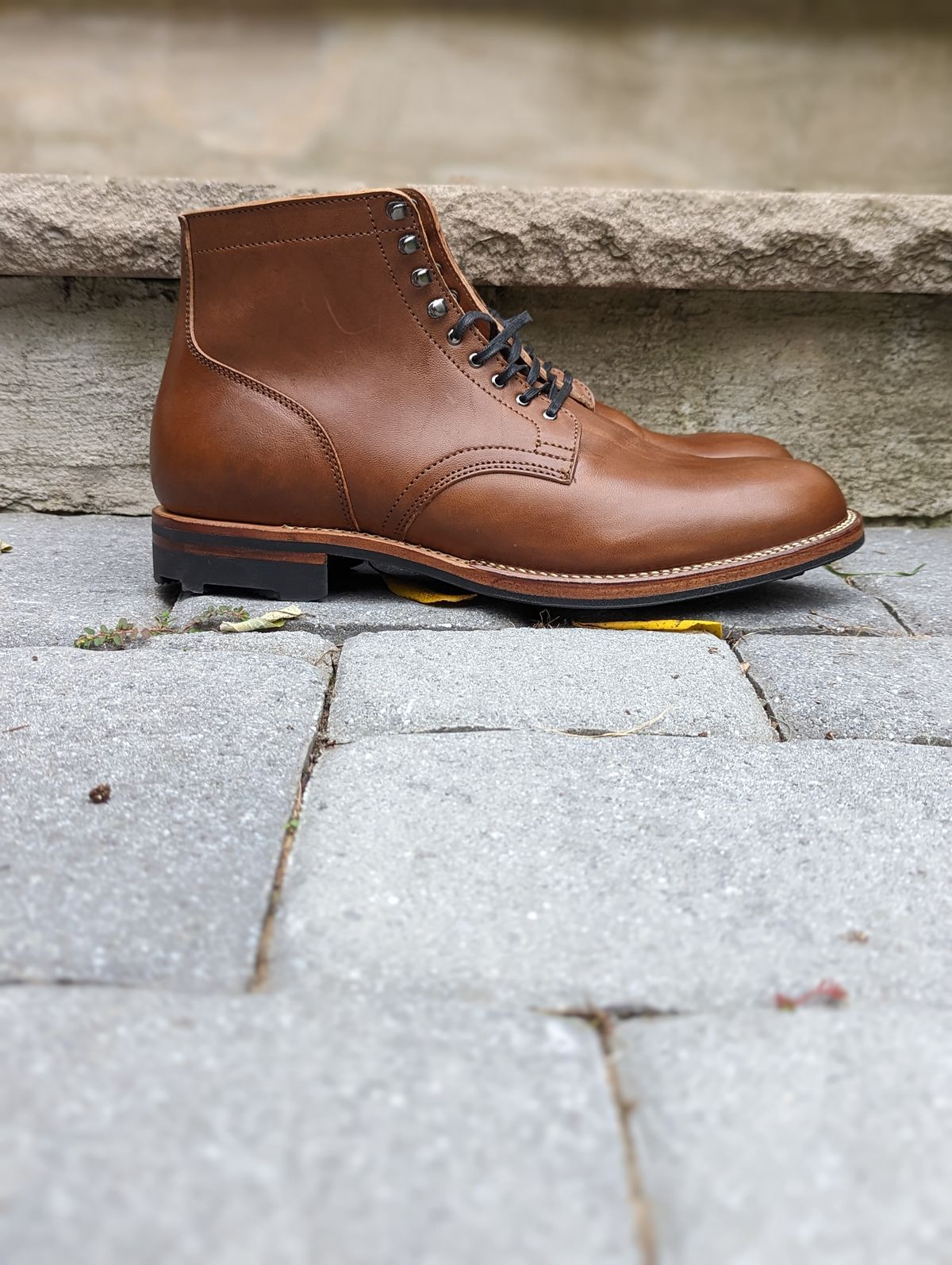 Photo by Nonbread on October 1, 2022 of the Viberg Service Boot in Maryam Moss Horsebutt.