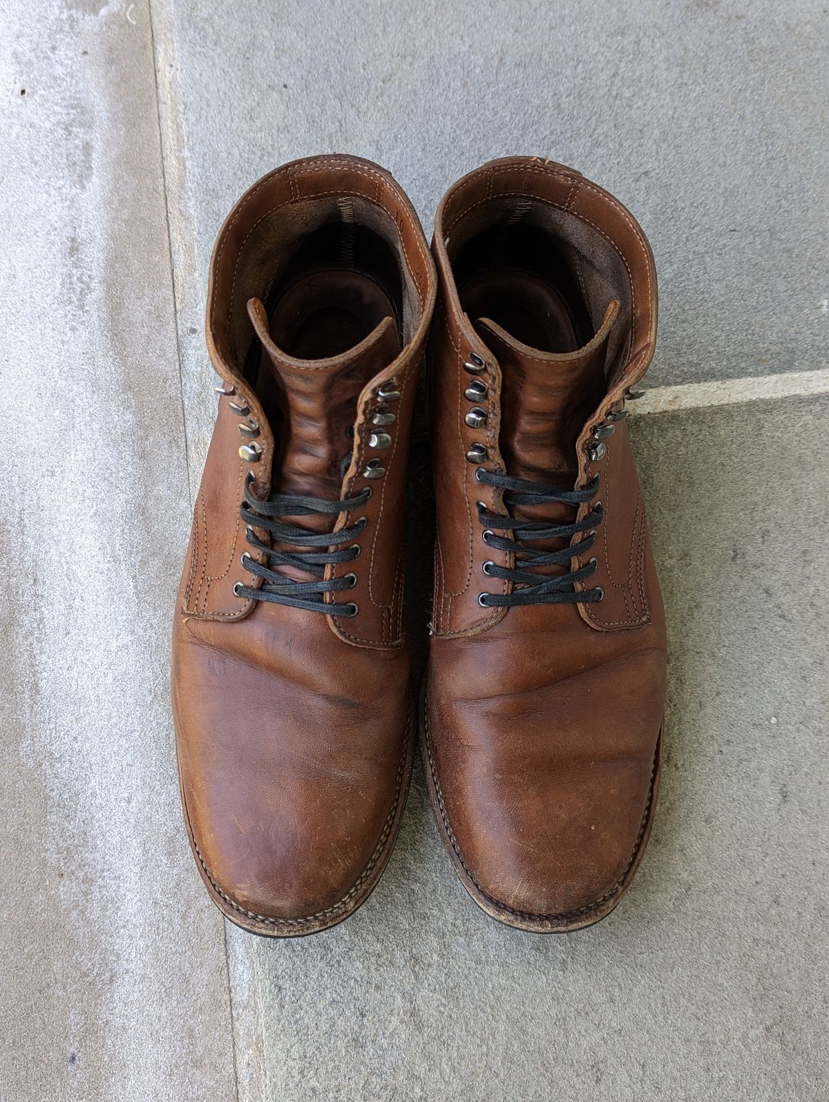 Photo by Nonbread on February 4, 2023 of the Viberg Service Boot in Maryam Moss Horsebutt.