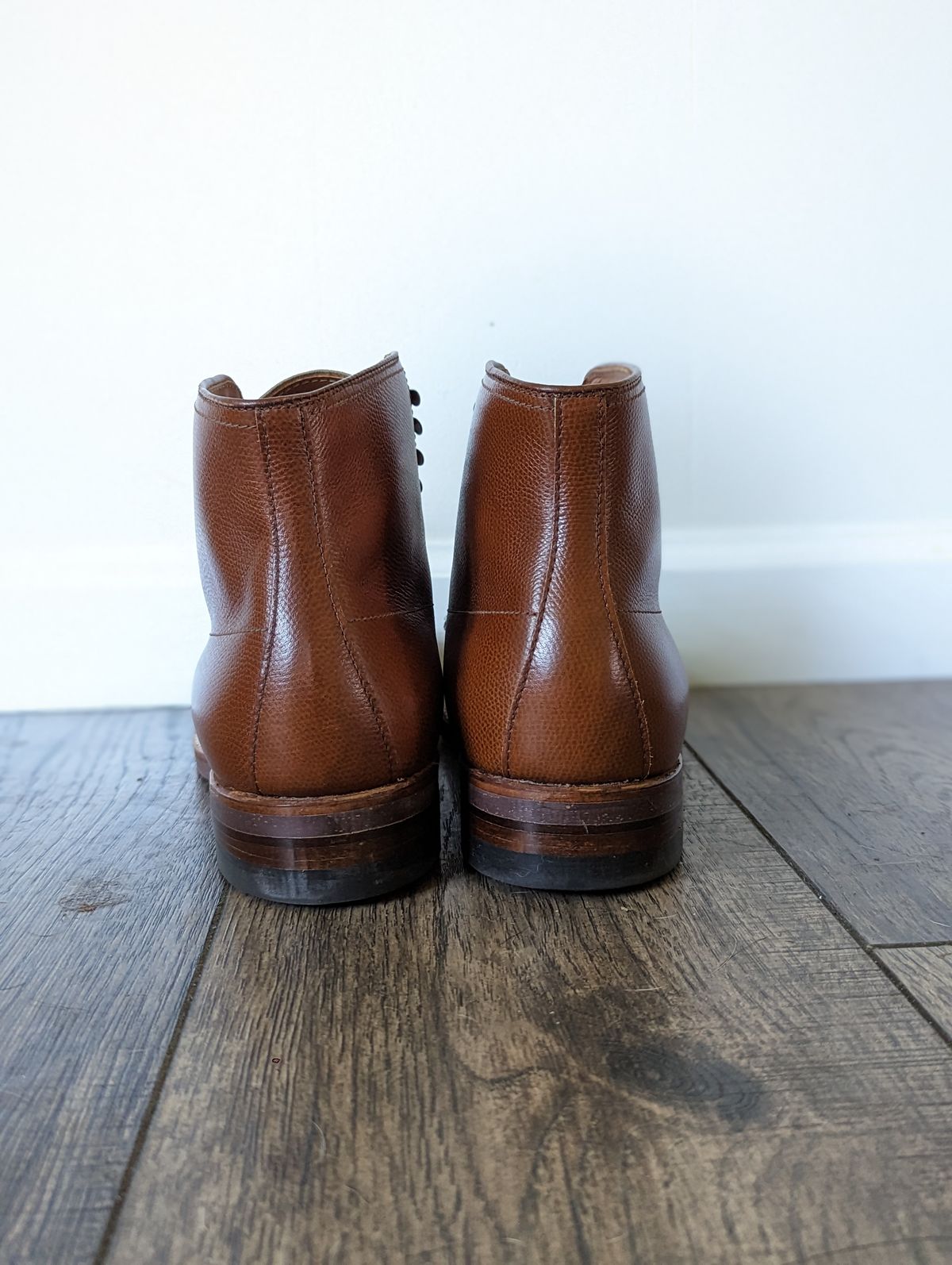 Photo by Nonbread on October 1, 2023 of the Alden Indy Boot in D'Annonay Tan Alpine Grain Calf.