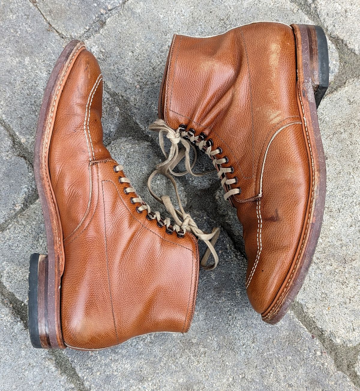 Photo by Nonbread on January 6, 2024 of the Alden Indy Boot in D'Annonay Tan Alpine Grain Calf.