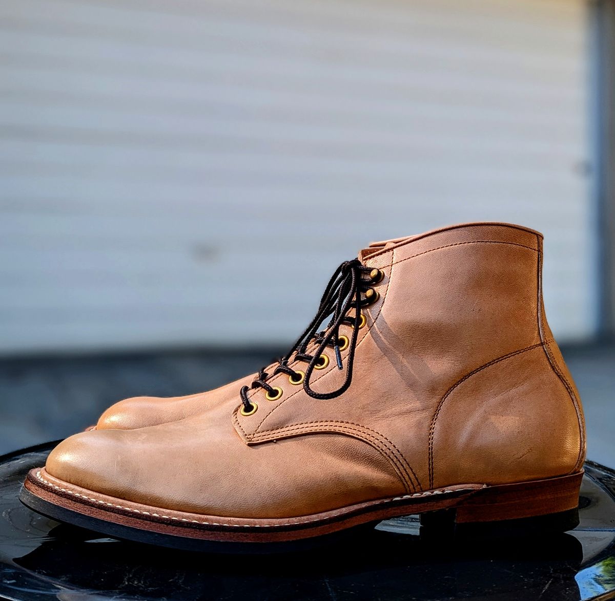 Photo by Nonbread on October 8, 2024 of the Y'2 Leather Work Boot in Y'2 Kakishibu Horse.