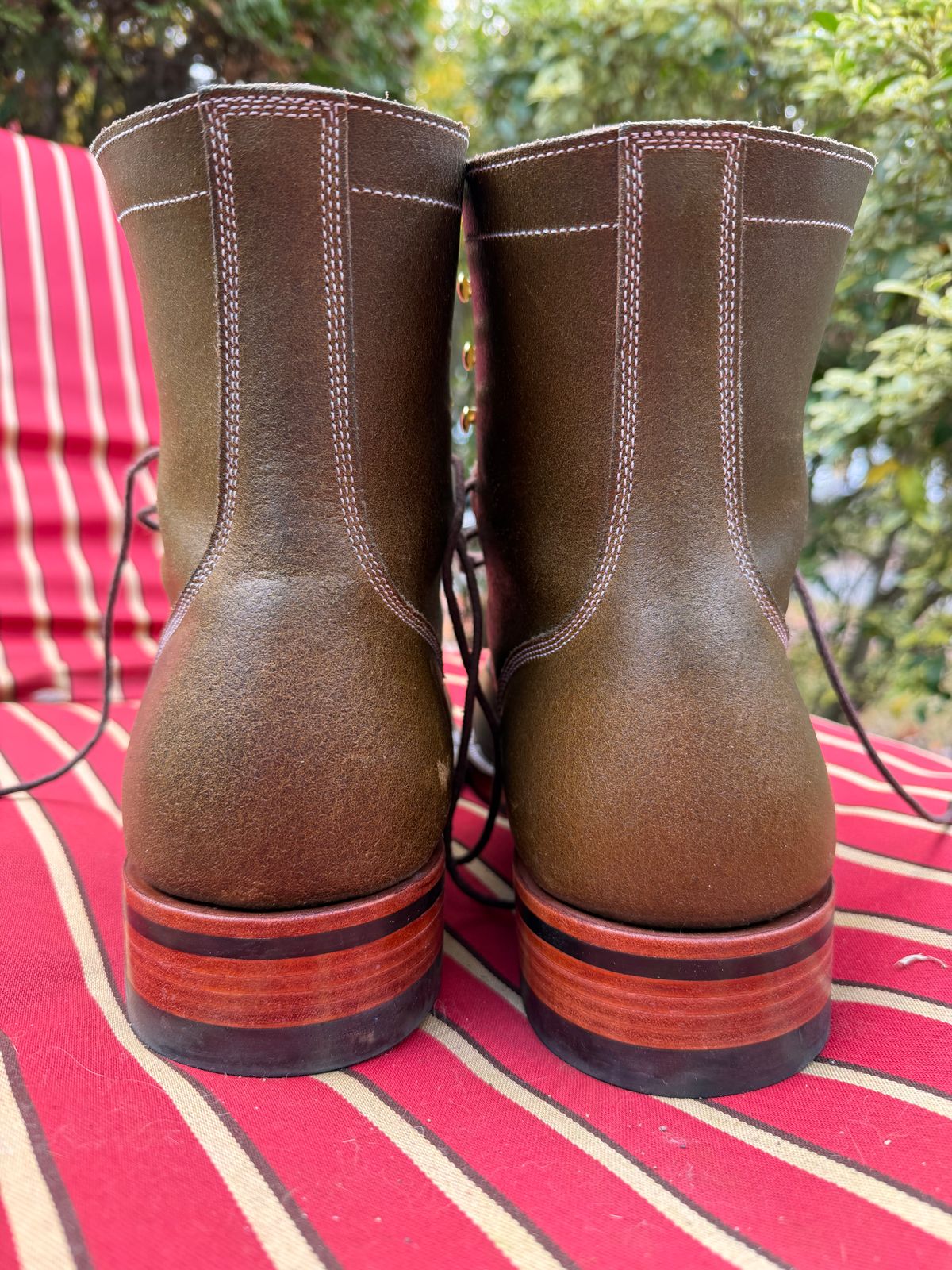 Photo by sasquatch on November 3, 2025 of the Imperium Radical in Horween Olive Waxed Flesh.