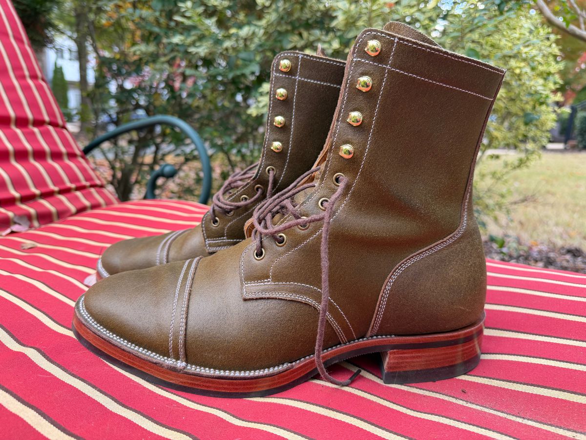 Photo by sasquatch on November 3, 2025 of the Imperium Radical in Horween Olive Waxed Flesh.