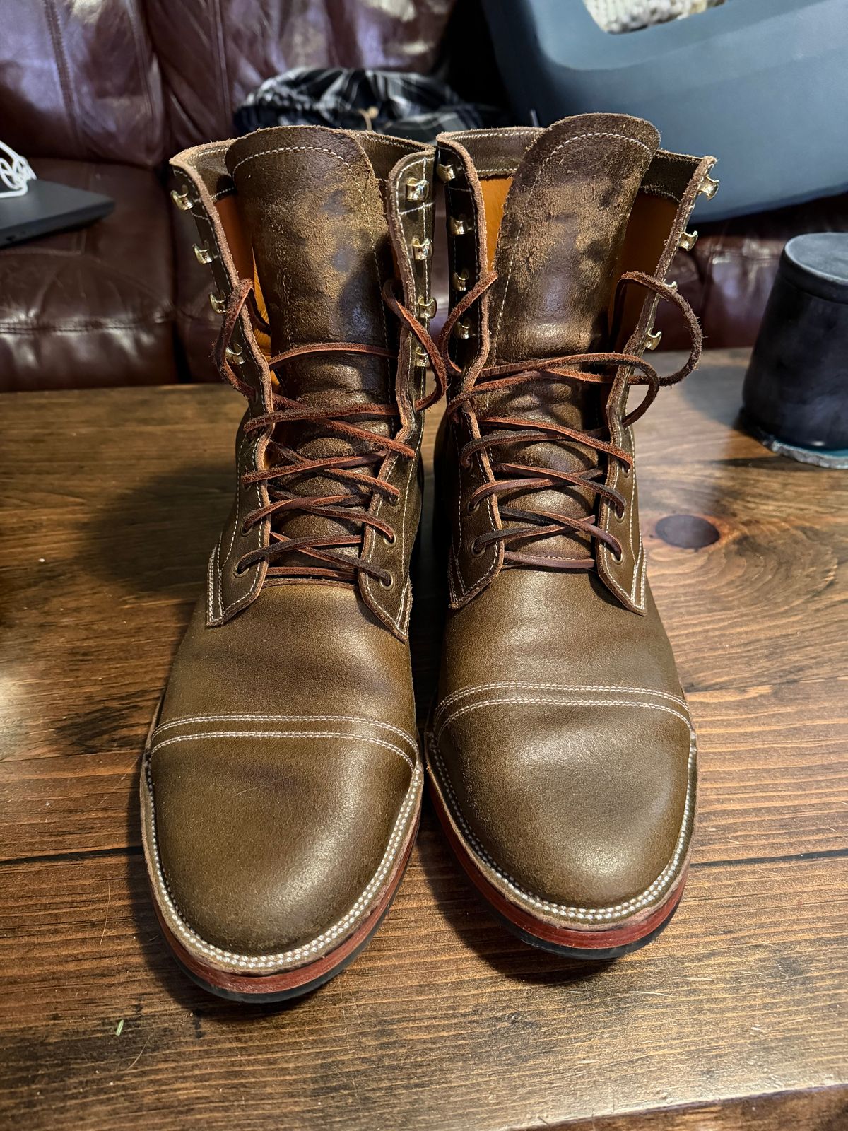 Photo by sasquatch on December 5, 2025 of the Imperium Radical in Horween Olive Waxed Flesh.