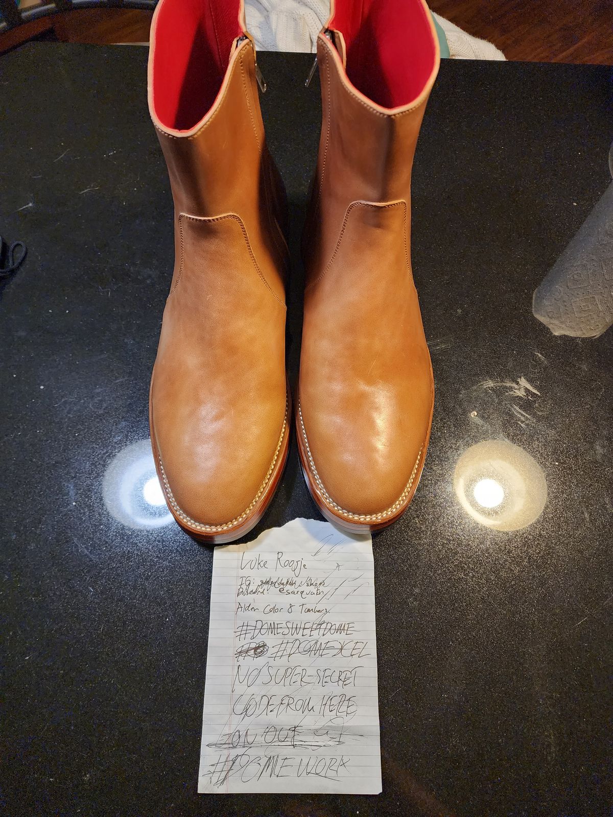 Photo by sasquatch on October 2, 2022 of the Benzein The Stride Side Zip Boots in Maryam Toscanello Horsebutt.
