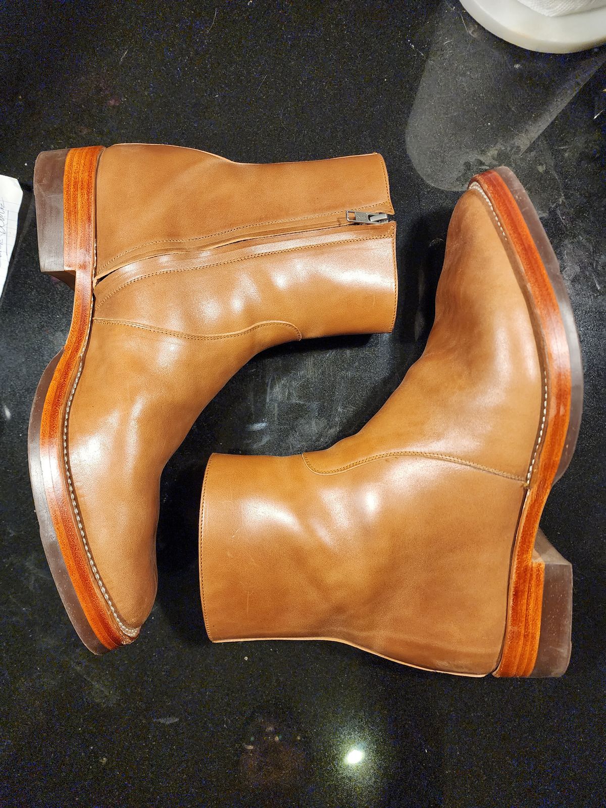 Photo by sasquatch on November 2, 2022 of the Benzein The Stride Side Zip Boots in Maryam Toscanello Horsebutt.