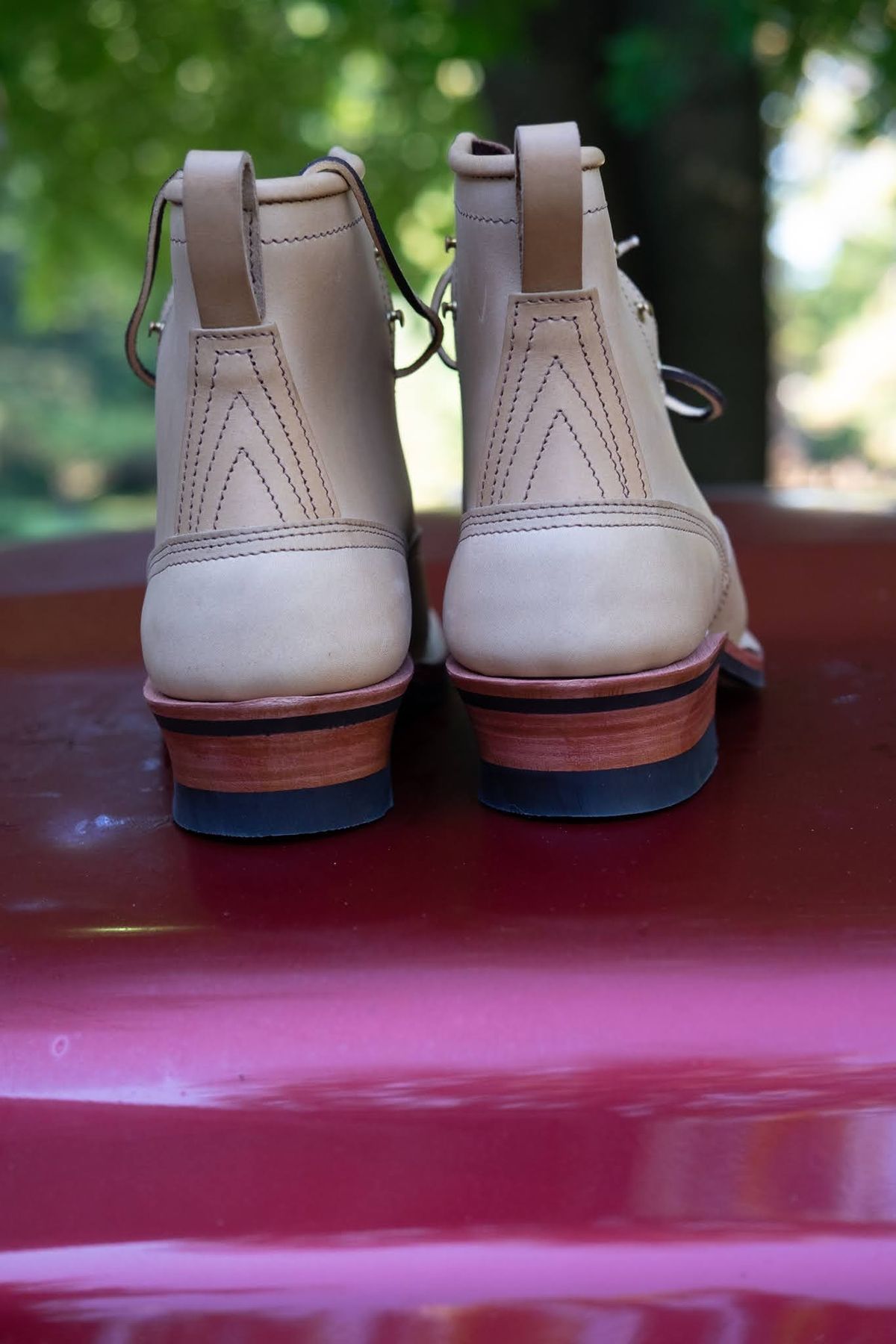 Photo by Homer346 on October 1, 2022 of the Nicks Lace To Toe in Seidel 1964 Tan.