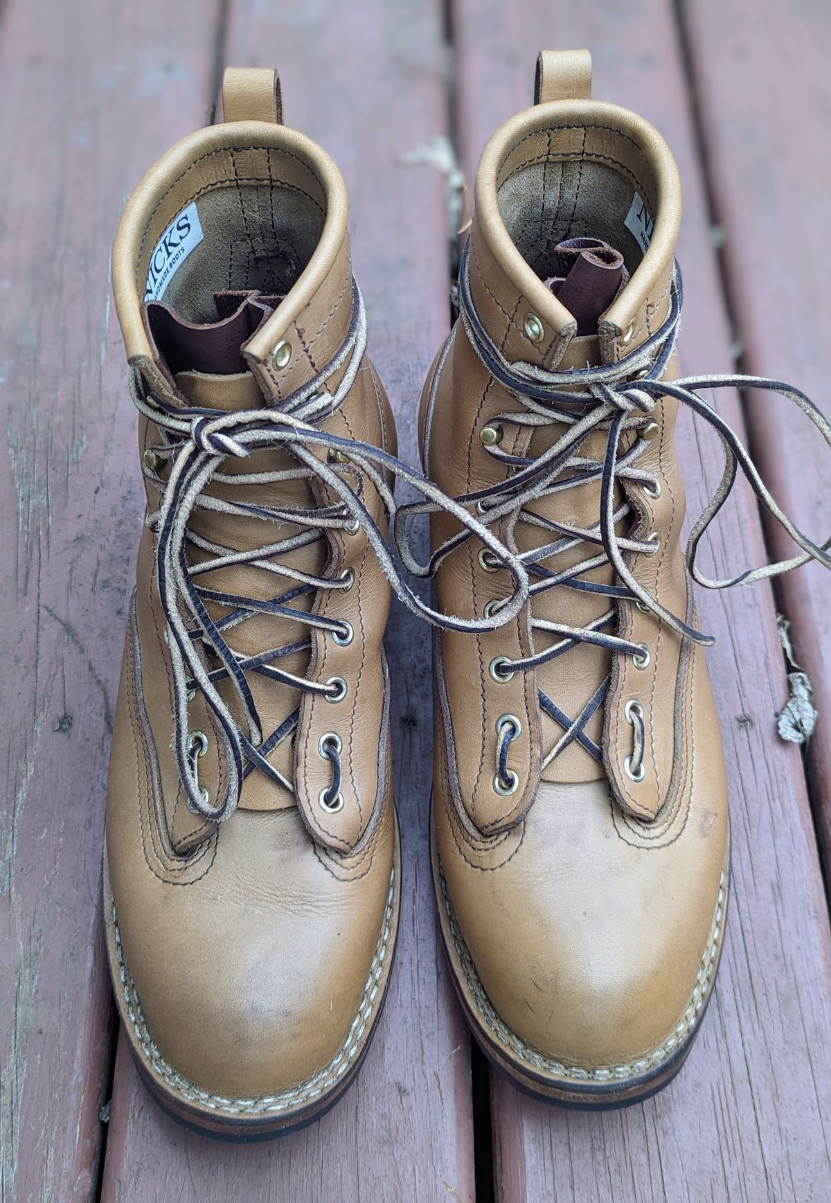 Photo by Homer346 on December 2, 2022 of the Nicks Lace To Toe in Seidel 1964 Tan.