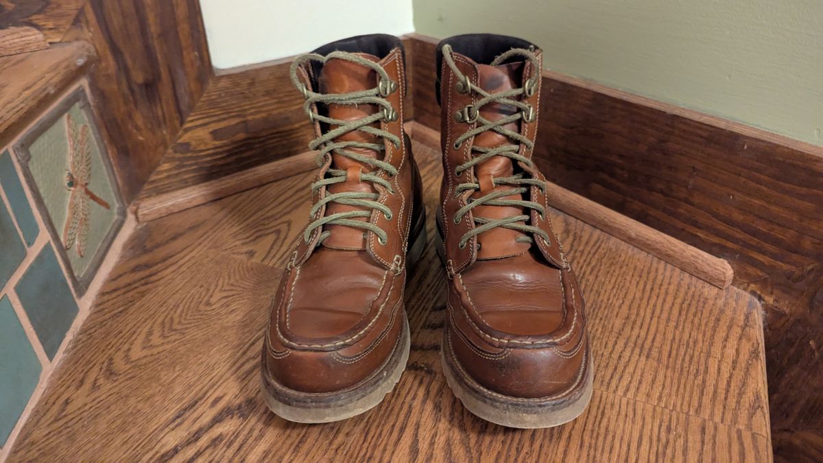 Photo by Eazyianish on December 7, 2025 of the Grant Stone Field Boot in Badalassi Carlo Saddle Tan Minerva.